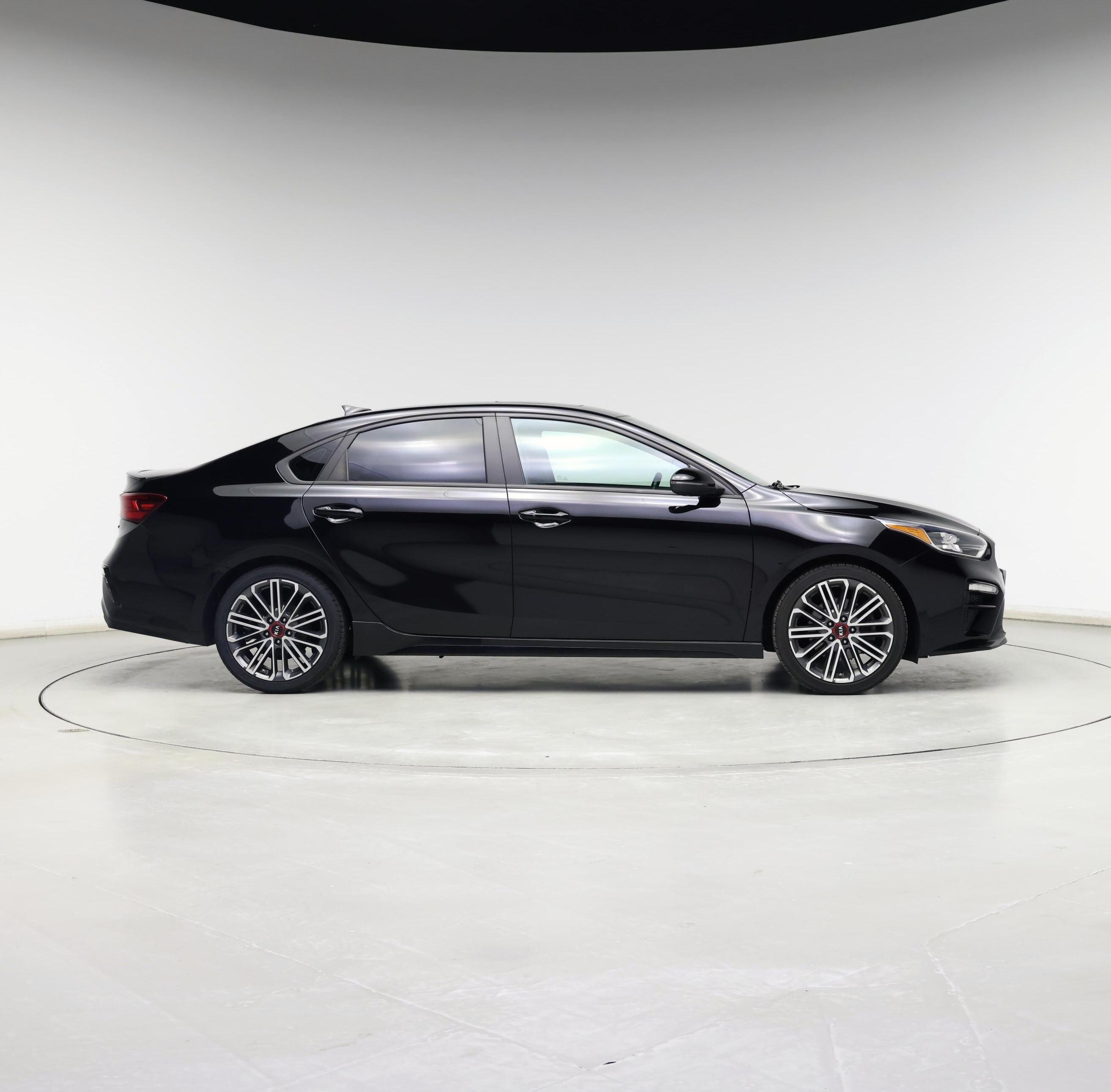 Thumbnail: 2021 Kia Forte - 7