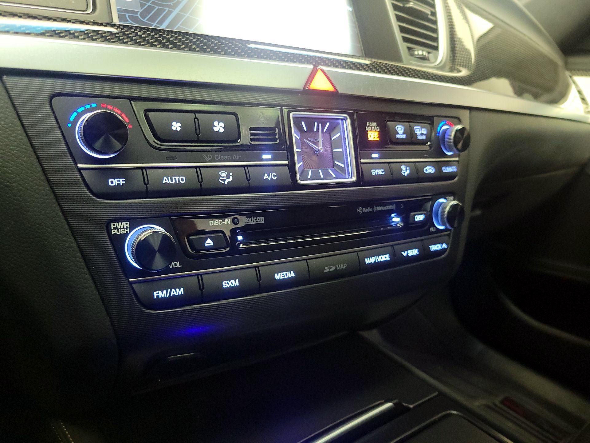 Thumbnail: 2018 Genesis G80 - 17