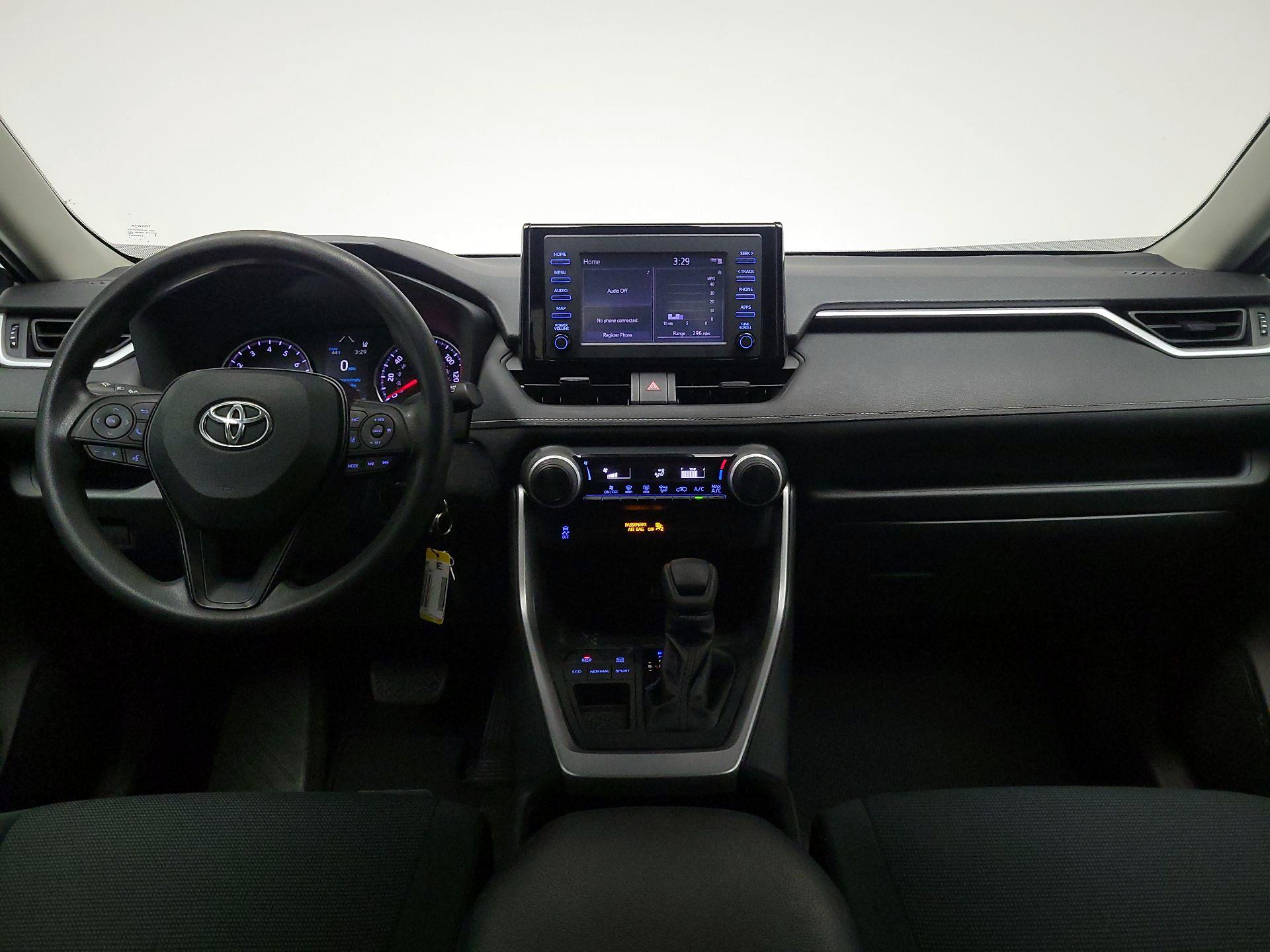 Thumbnail: 2019 Toyota RAV4 - 9