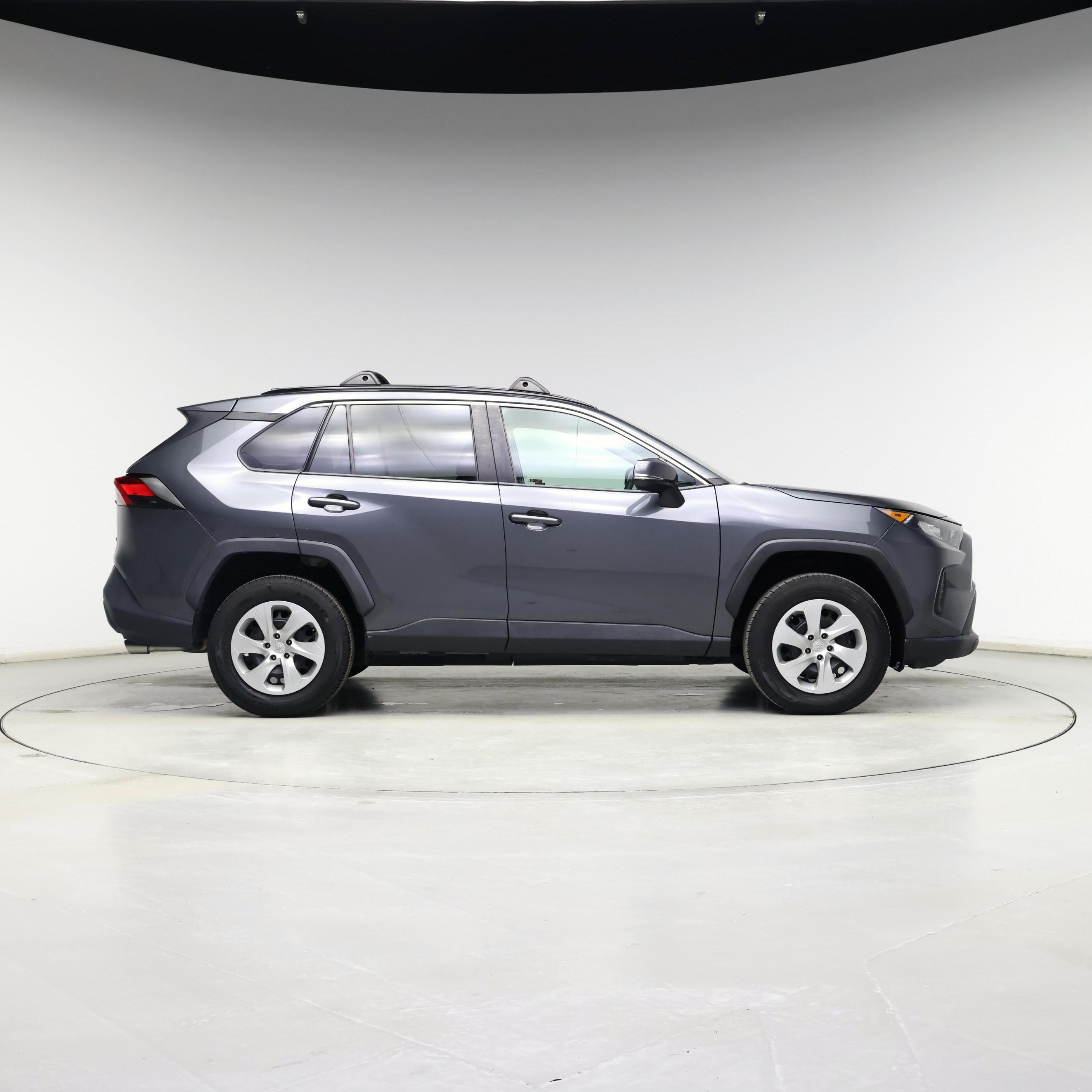 Thumbnail: 2019 Toyota RAV4 - 7