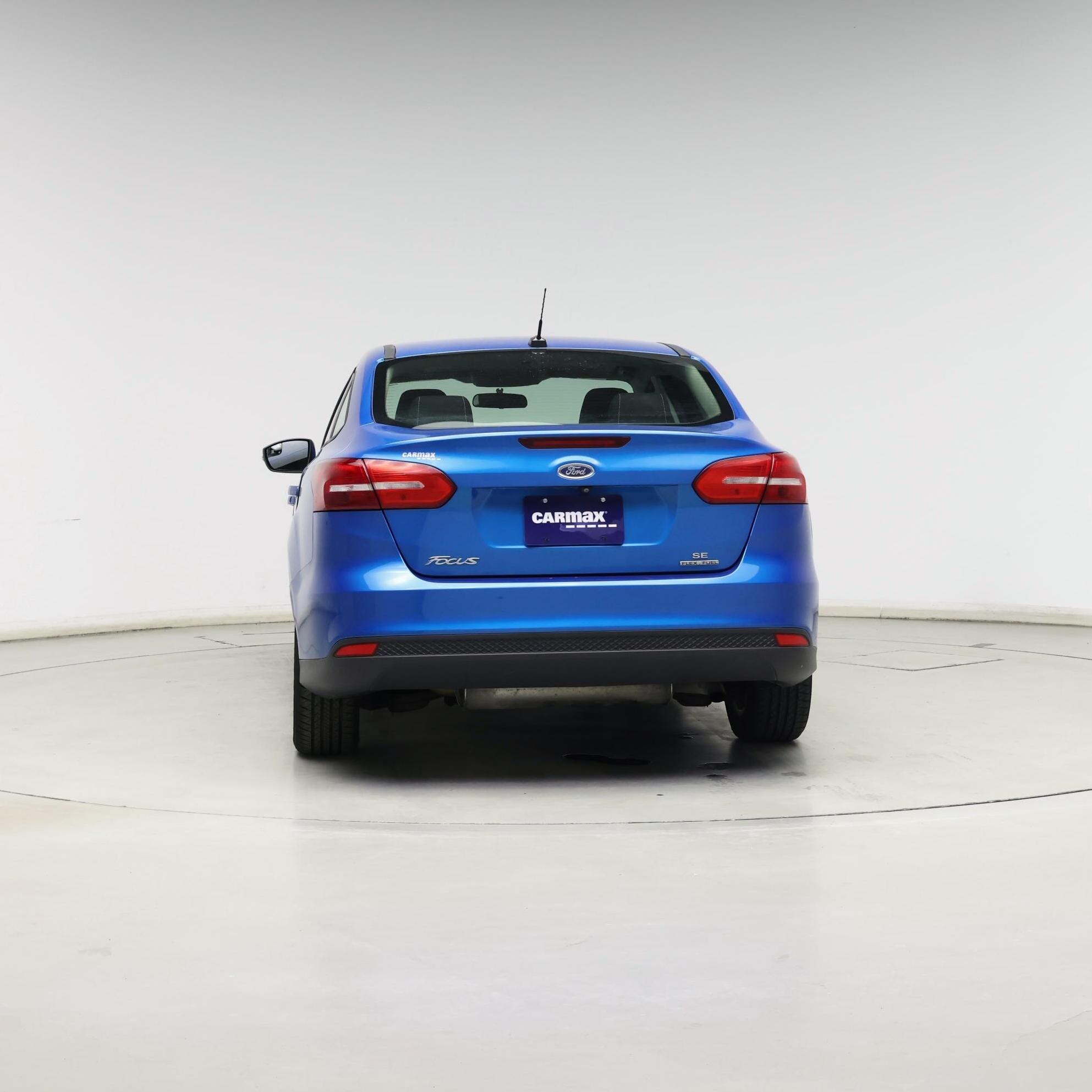 Thumbnail: 2015 Ford Focus - 6