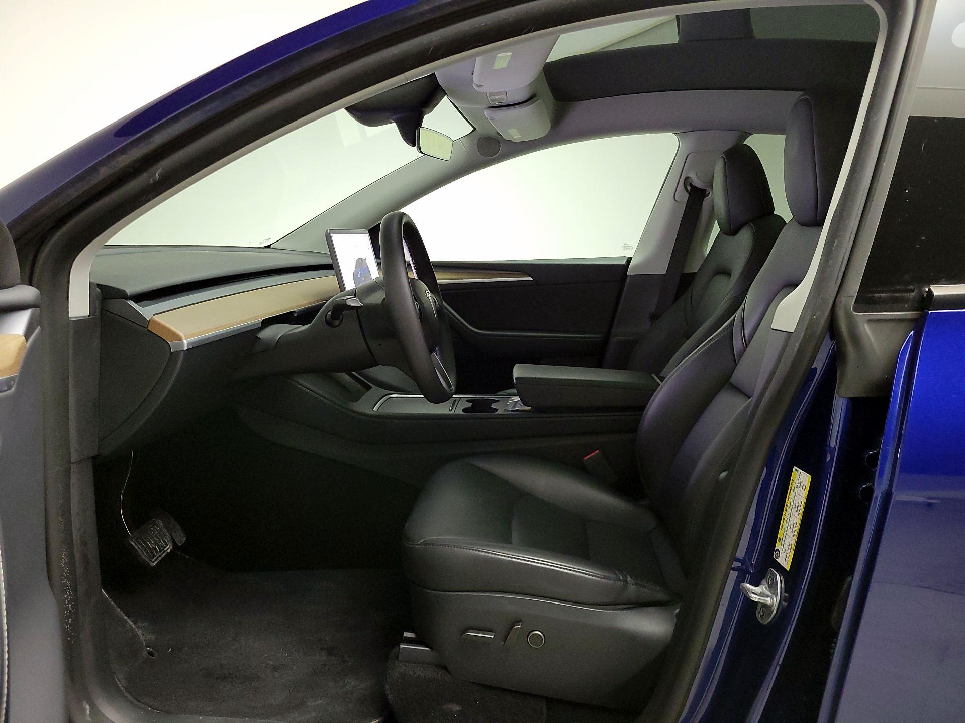 Thumbnail: 2024 Tesla Model Y - 11