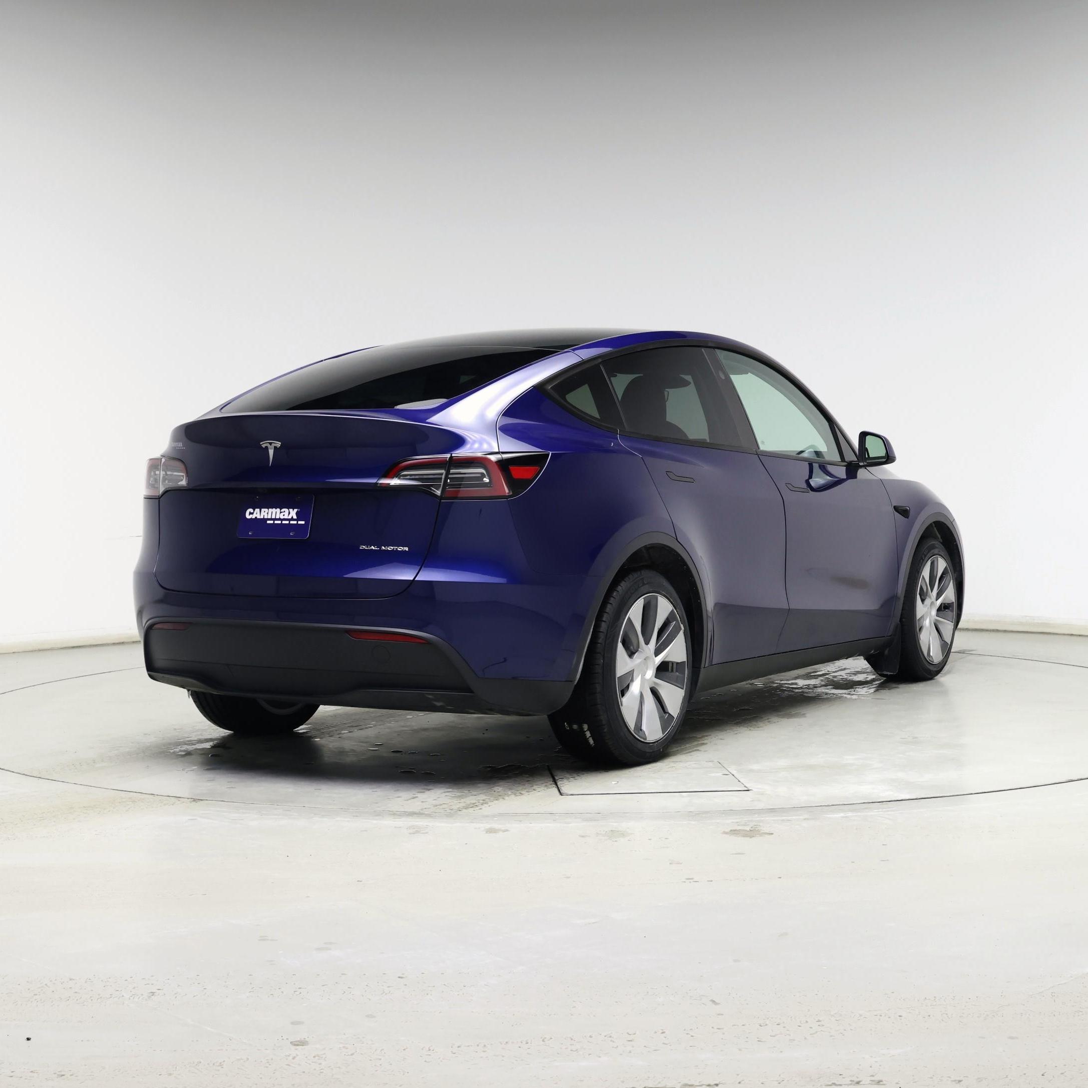 Thumbnail: 2024 Tesla Model Y - 8