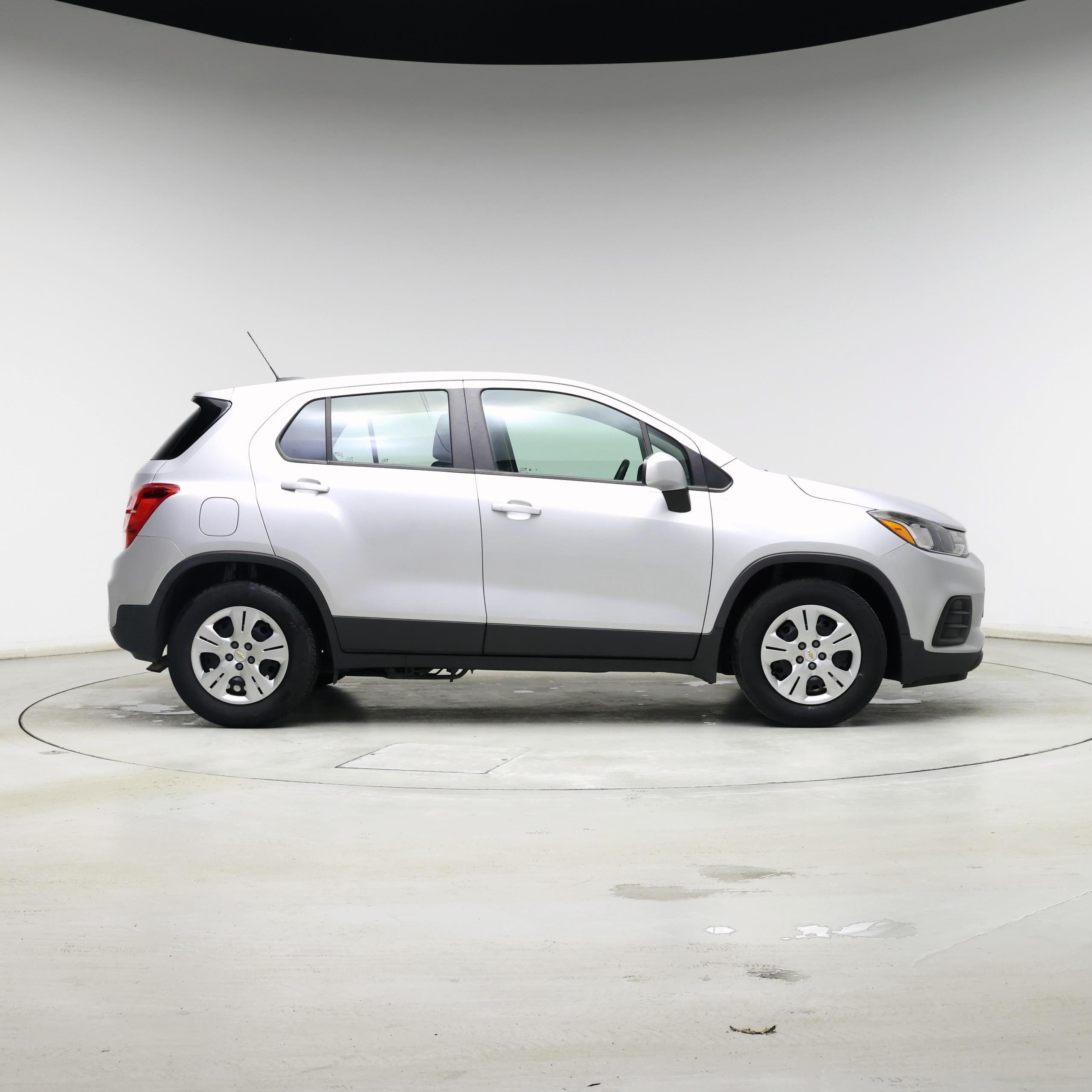 Thumbnail: 2018 Chevrolet Trax - 7