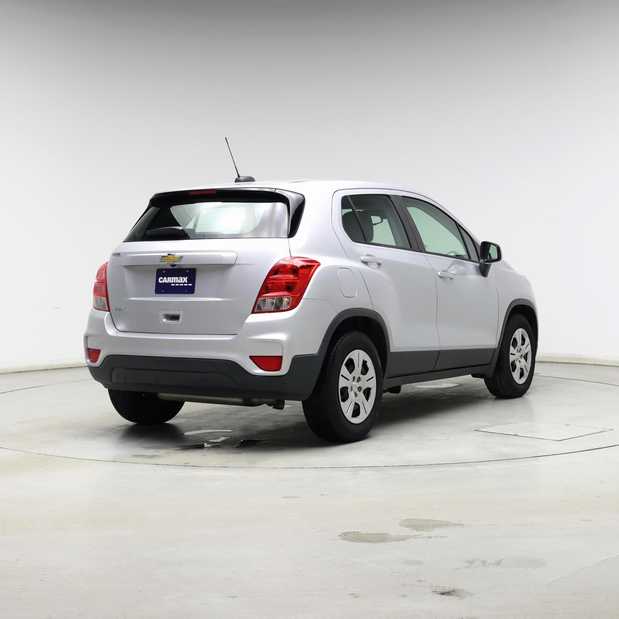 Thumbnail: 2018 Chevrolet Trax - 8