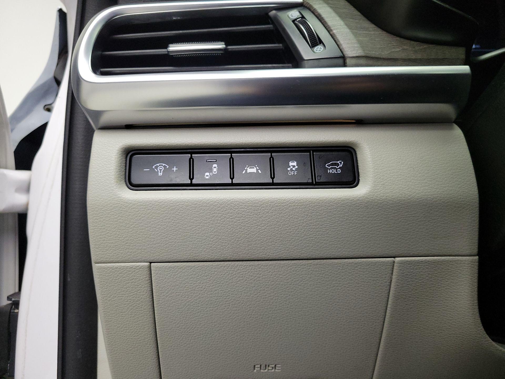 Thumbnail: 2021 Kia Telluride - 13