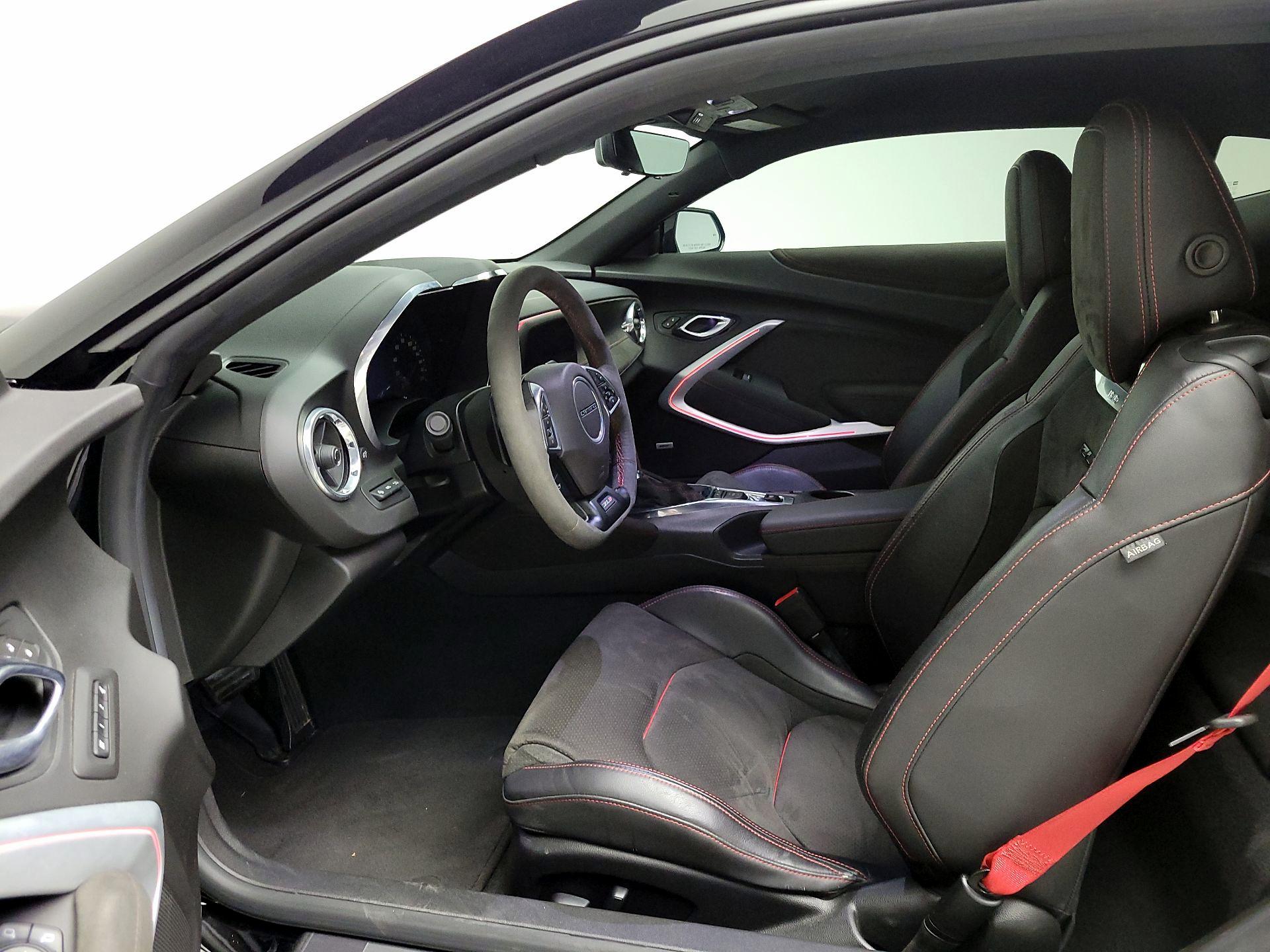 Thumbnail: 2020 Chevrolet Camaro - 11