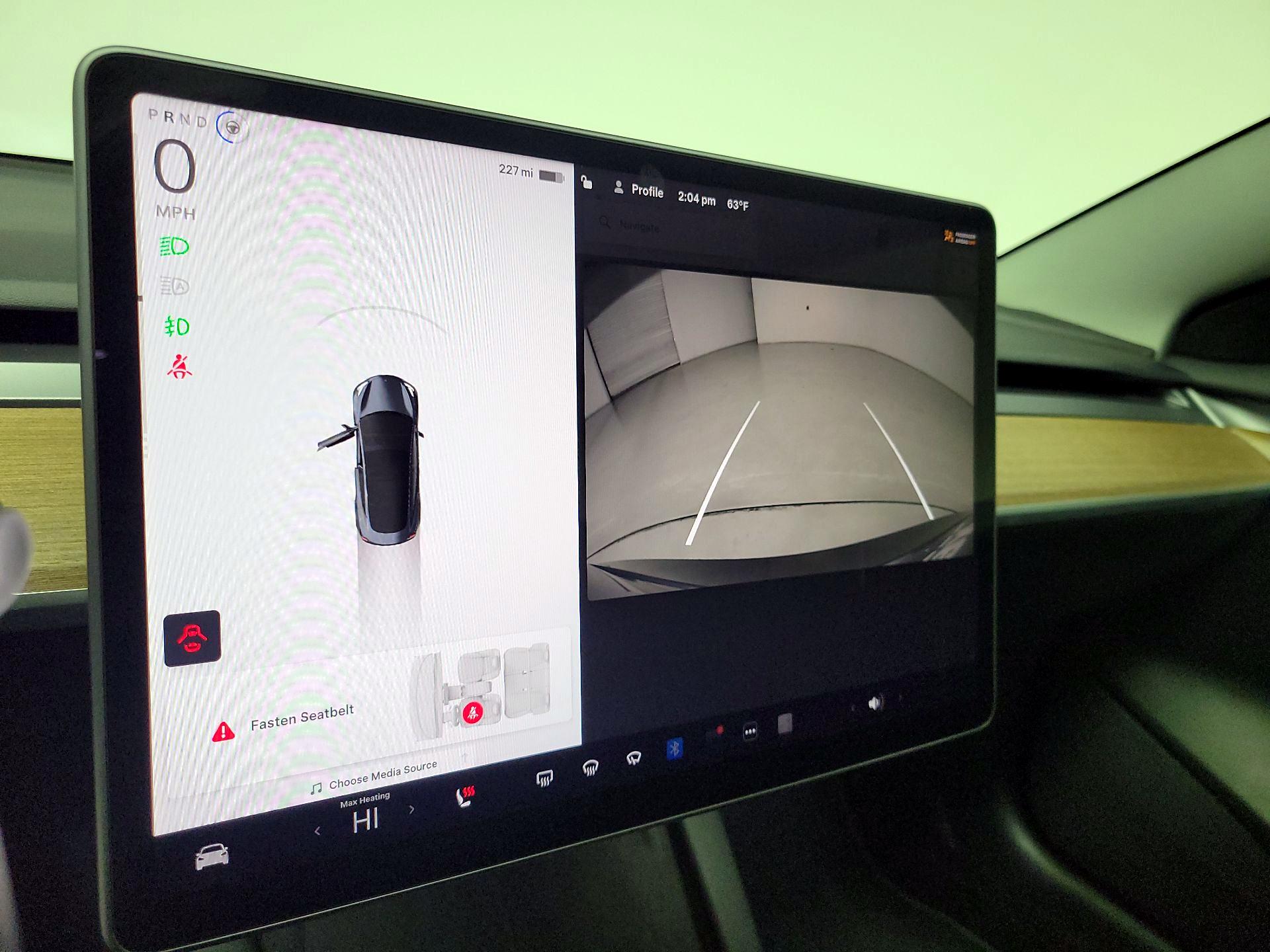 Thumbnail: 2022 Tesla Model 3 - 14