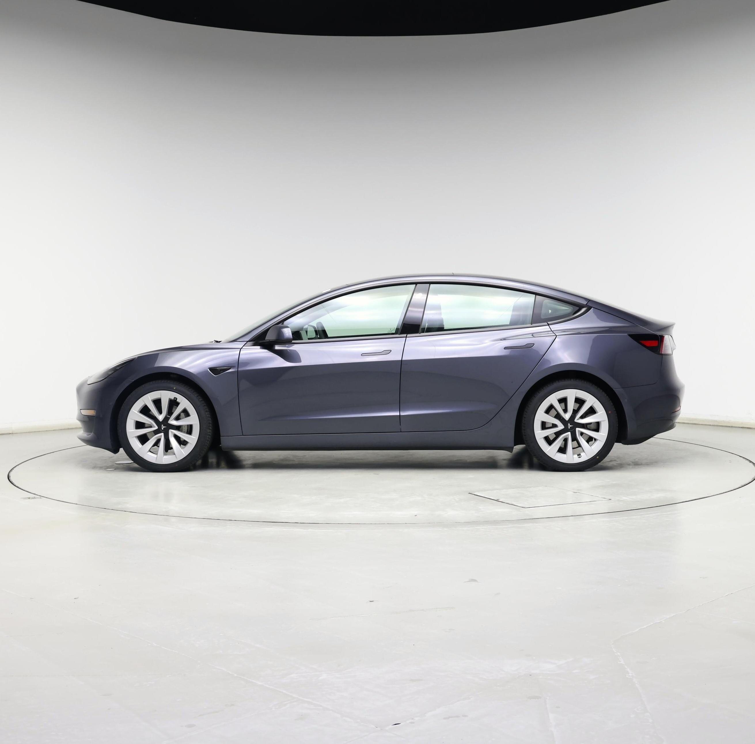 Thumbnail: 2022 Tesla Model 3 - 3