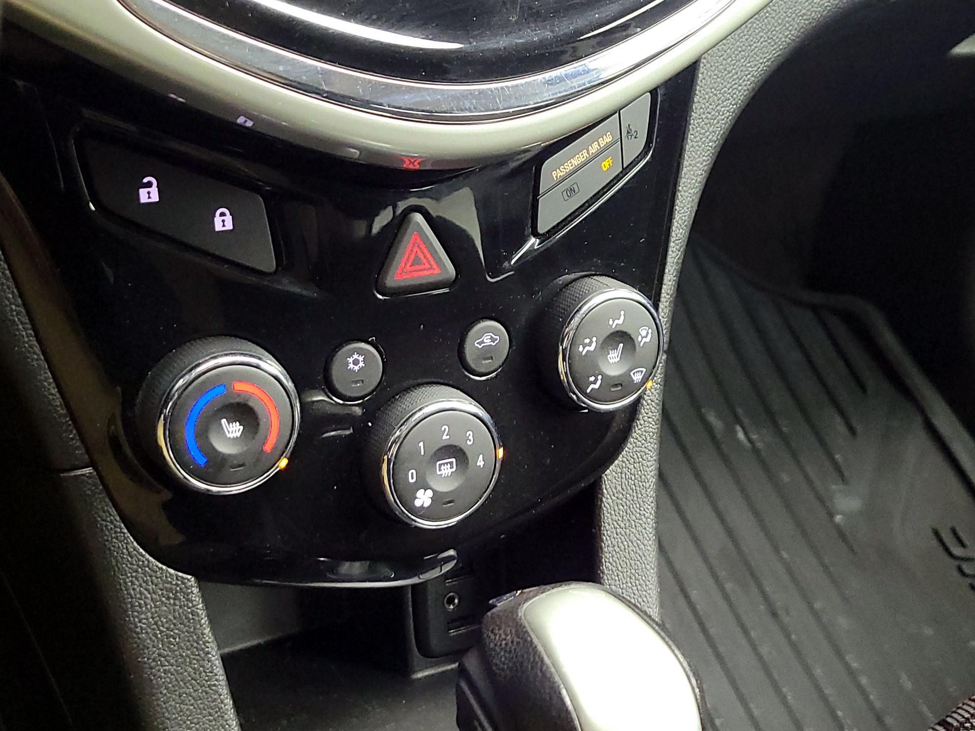 Thumbnail: 2018 Chevrolet Sonic - 16