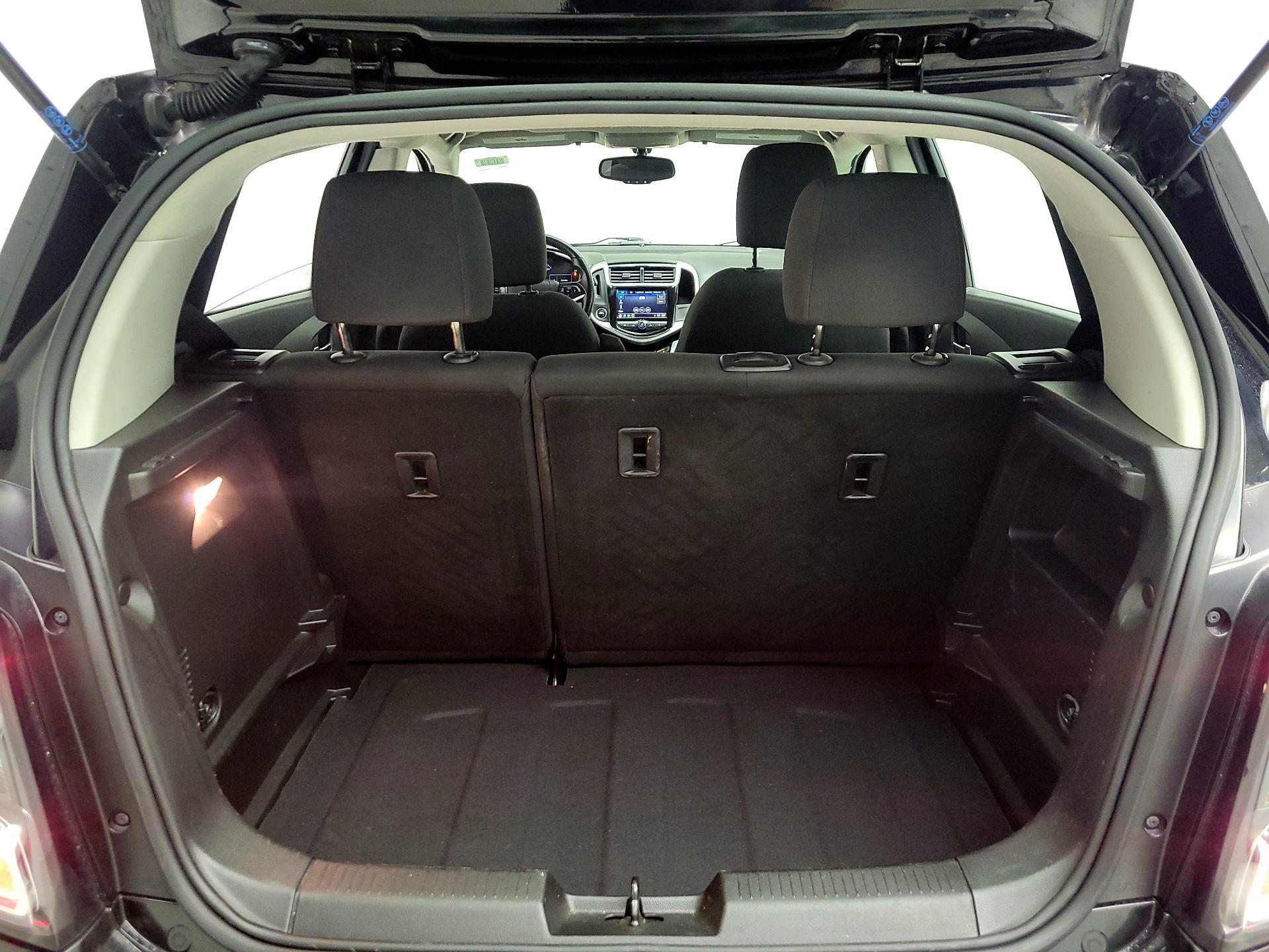 Thumbnail: 2018 Chevrolet Sonic - 20