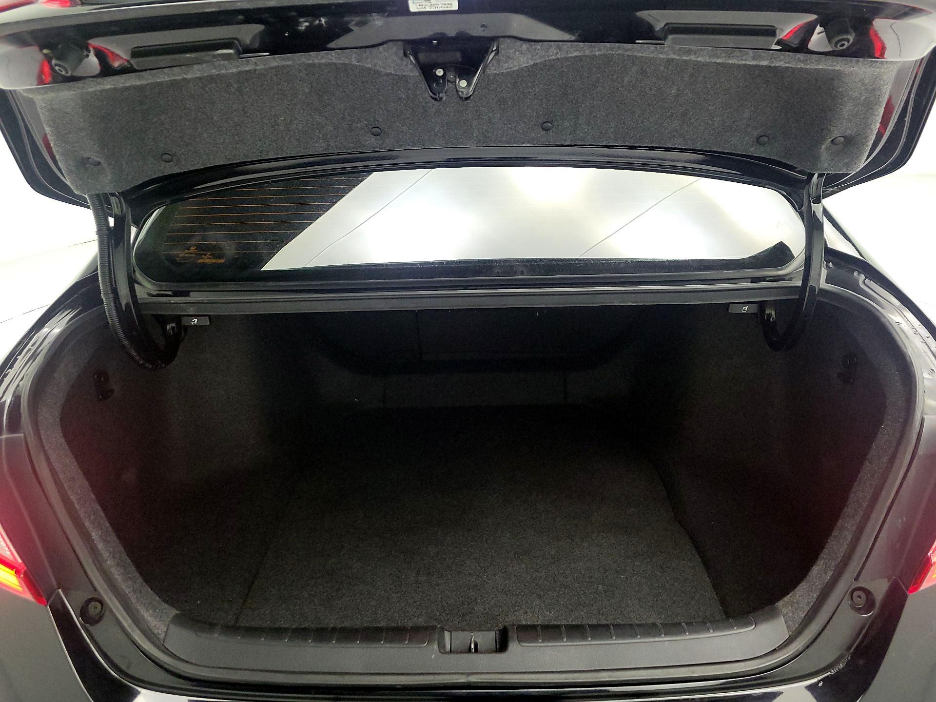 Thumbnail: 2018 Honda Accord - 18