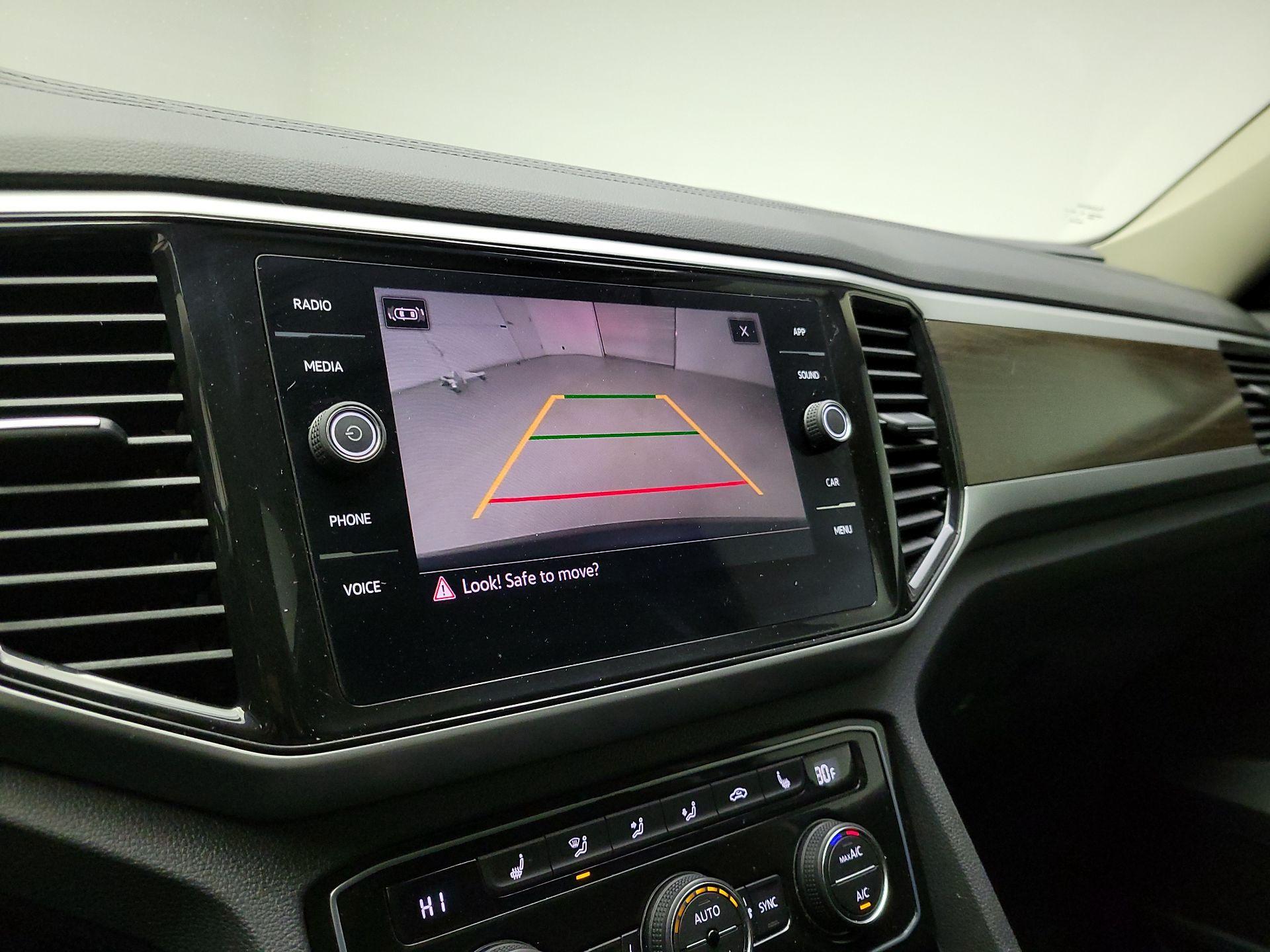 Thumbnail: 2023 Volkswagen Atlas - 12