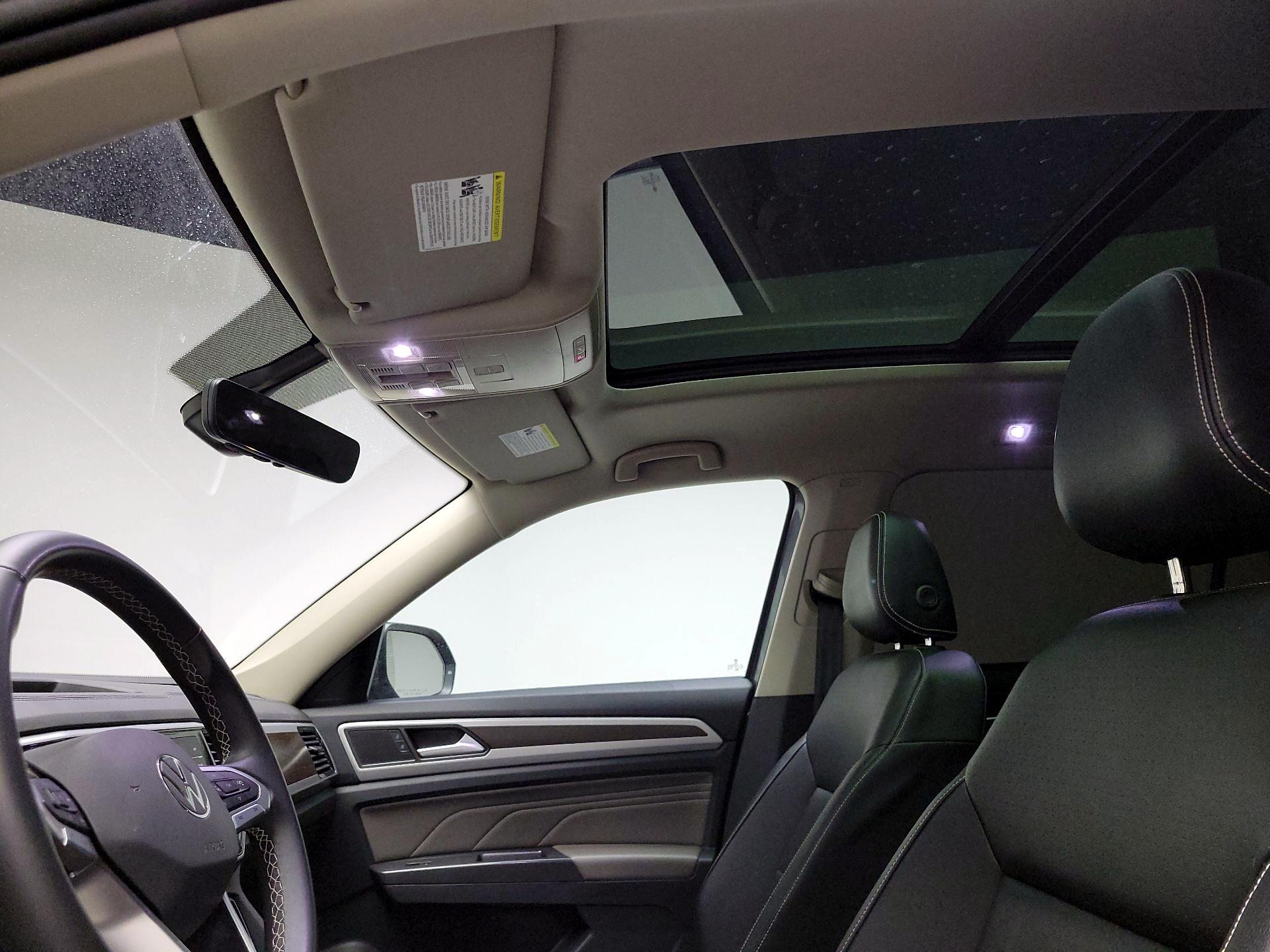 Thumbnail: 2023 Volkswagen Atlas - 17