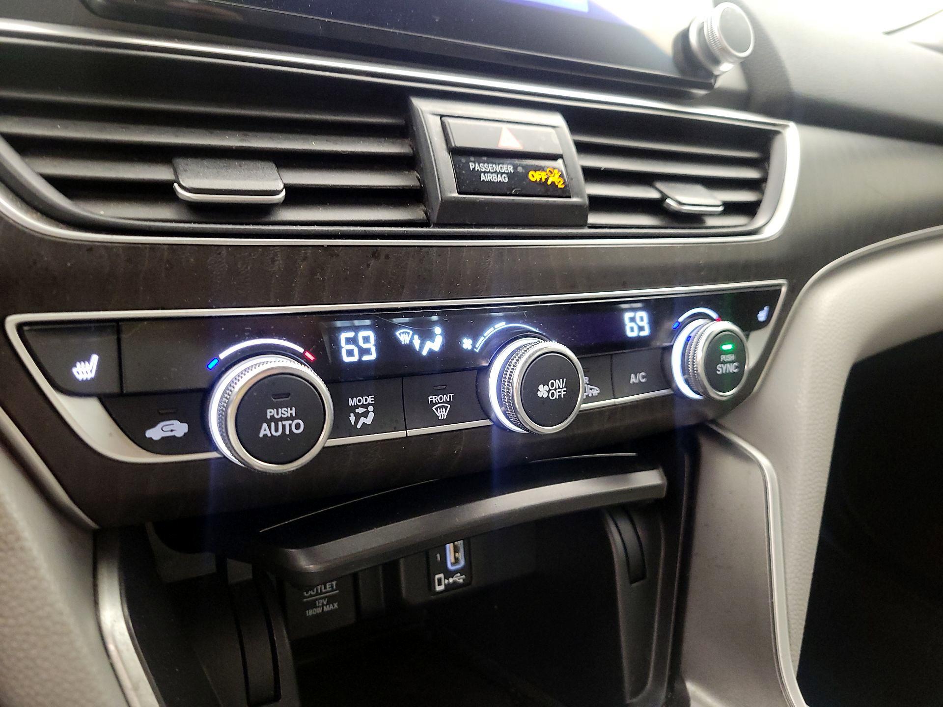 Thumbnail: 2019 Honda Accord - 16