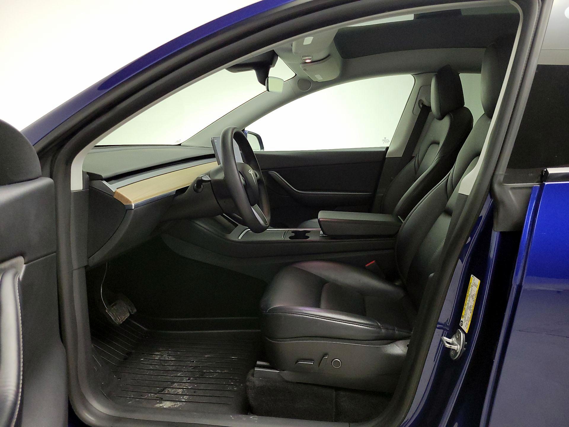 Thumbnail: 2022 Tesla Model Y - 11