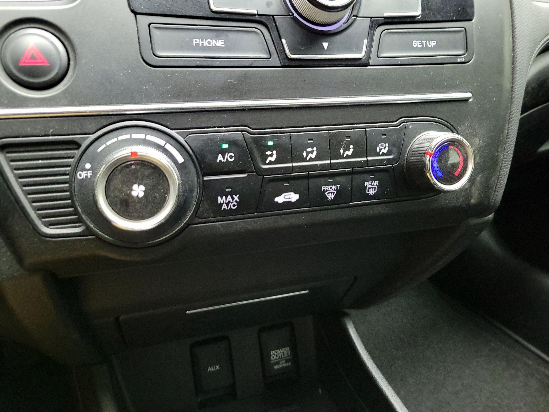 Thumbnail: 2015 Honda Civic - 15