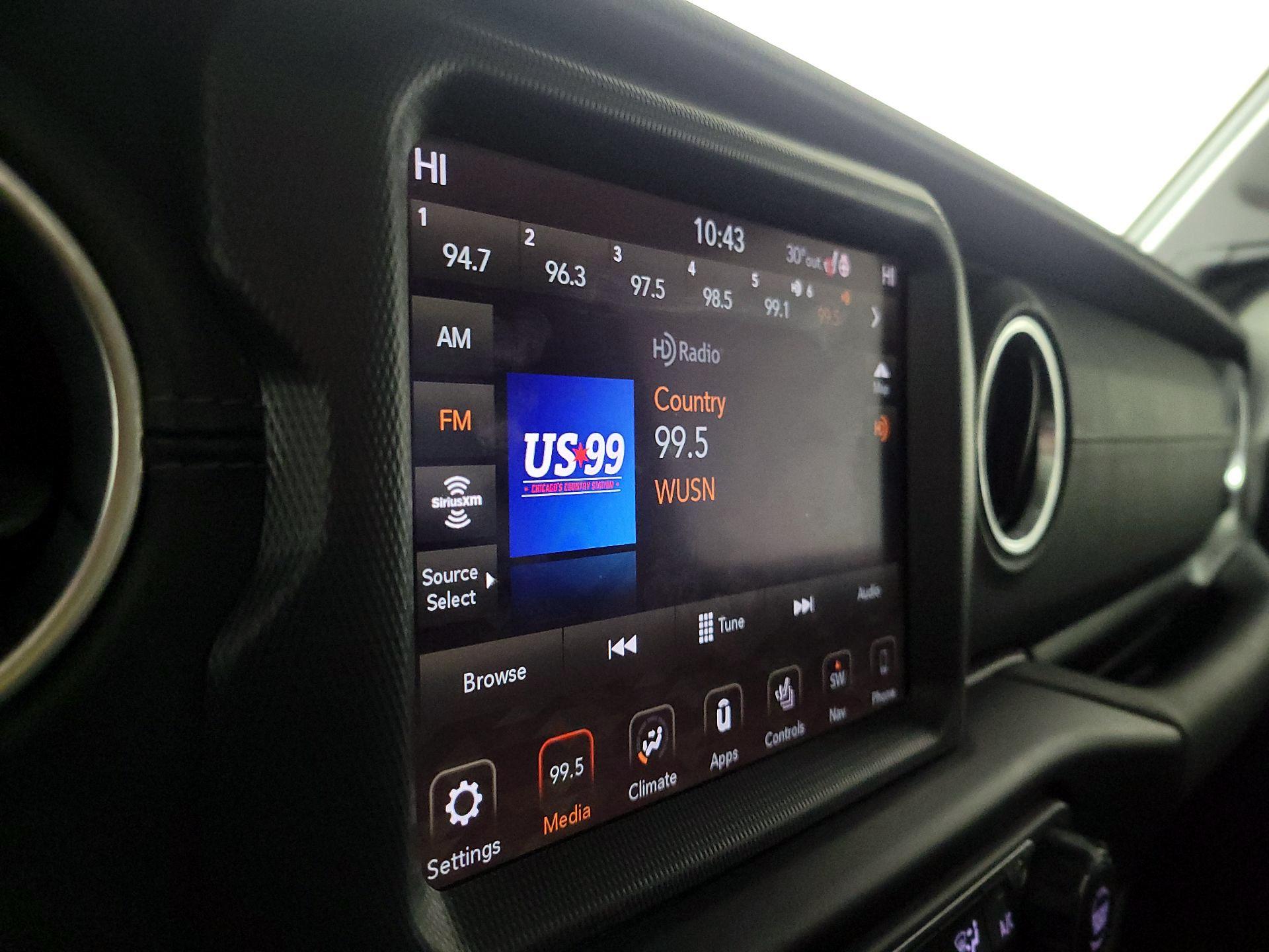 Thumbnail: 2022 Jeep Gladiator - 16