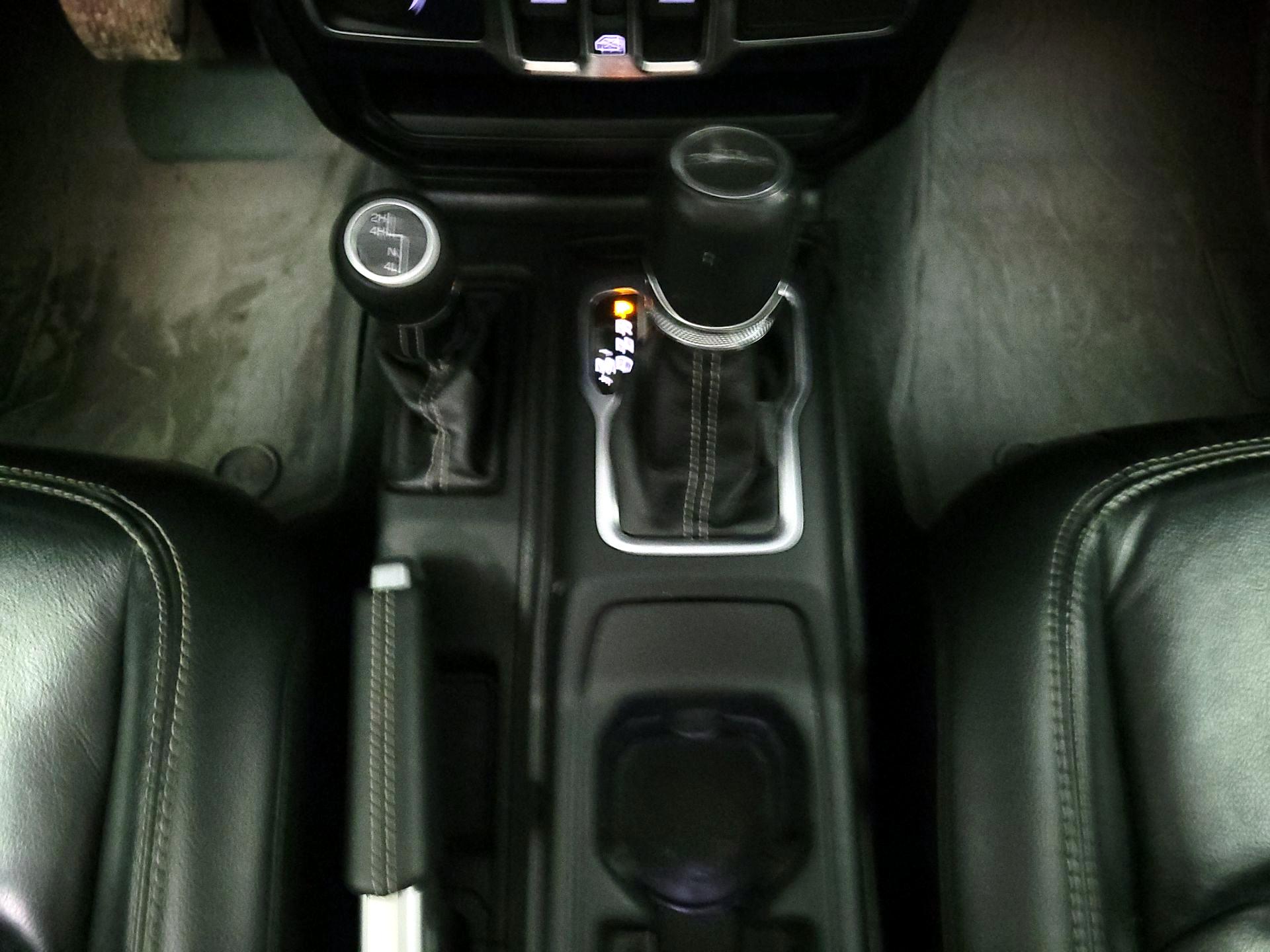 Thumbnail: 2022 Jeep Gladiator - 18