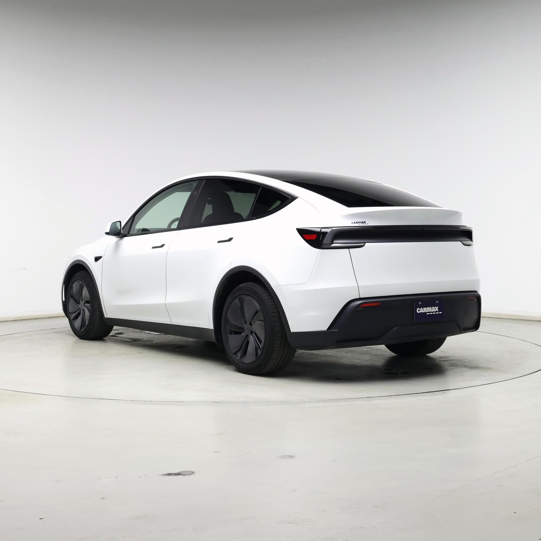 Thumbnail: 2026 Tesla Model Y - 2
