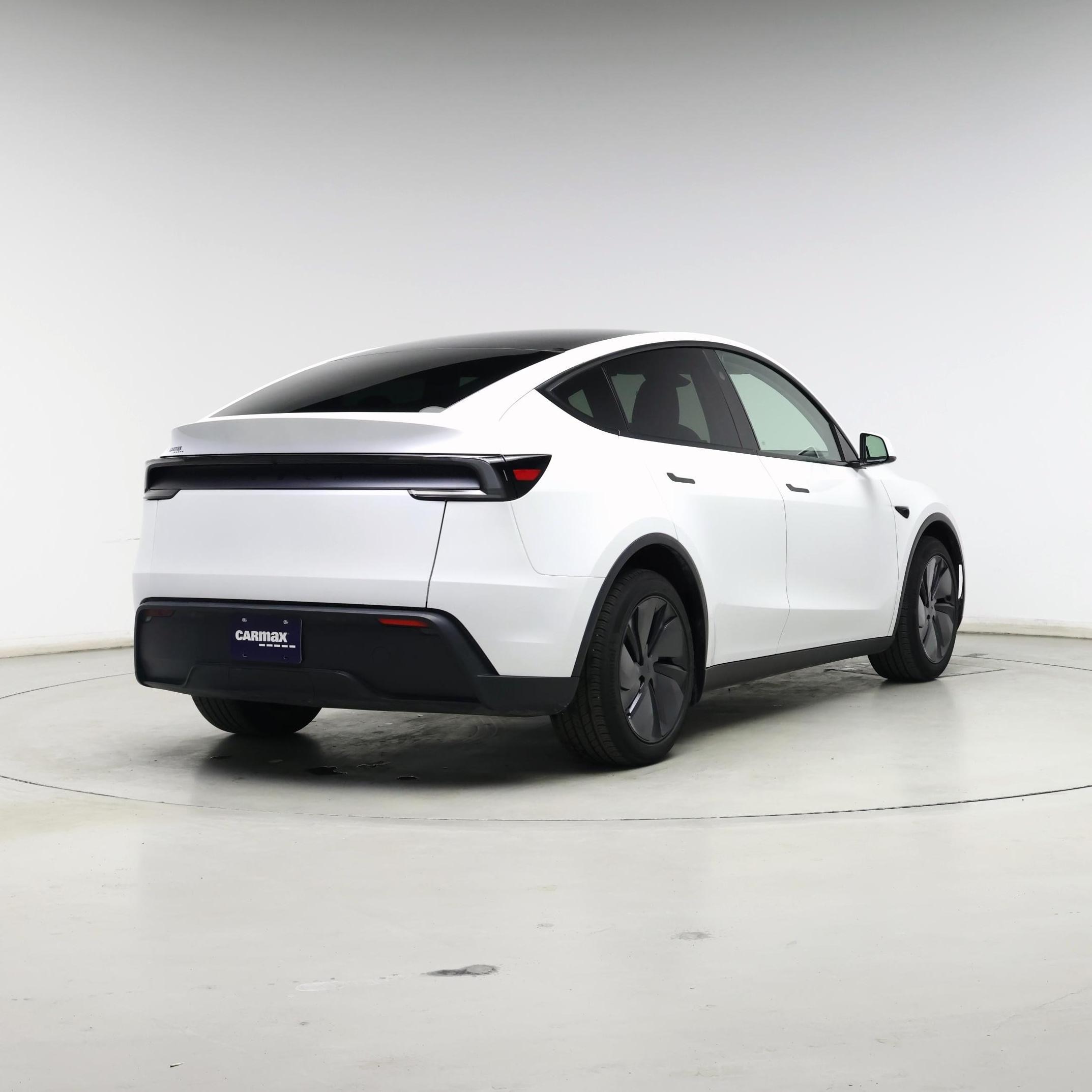 Thumbnail: 2026 Tesla Model Y - 8