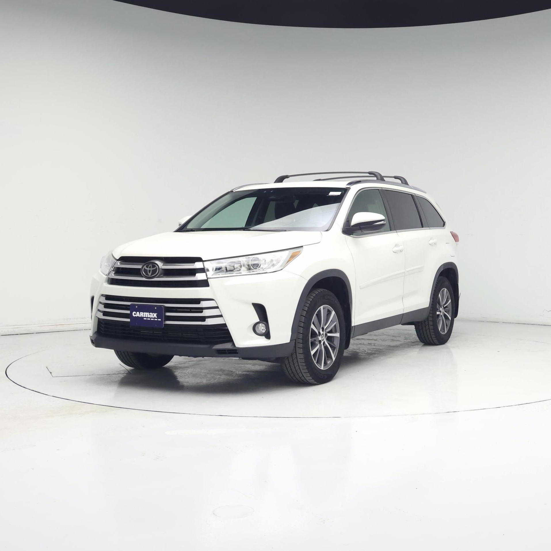 Thumbnail: 2019 Toyota Highlander - 4