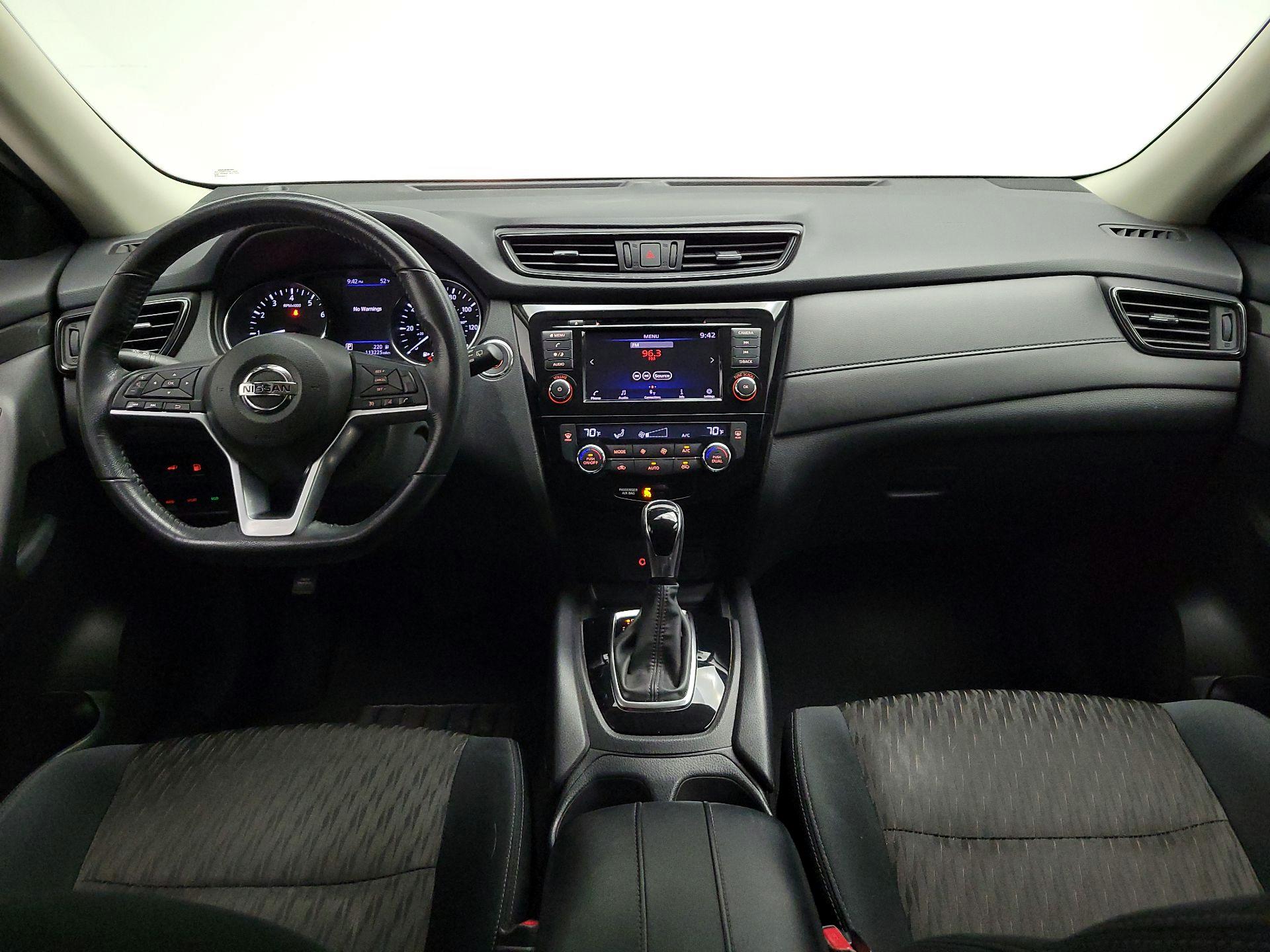 Thumbnail: 2018 Nissan Rogue - 9