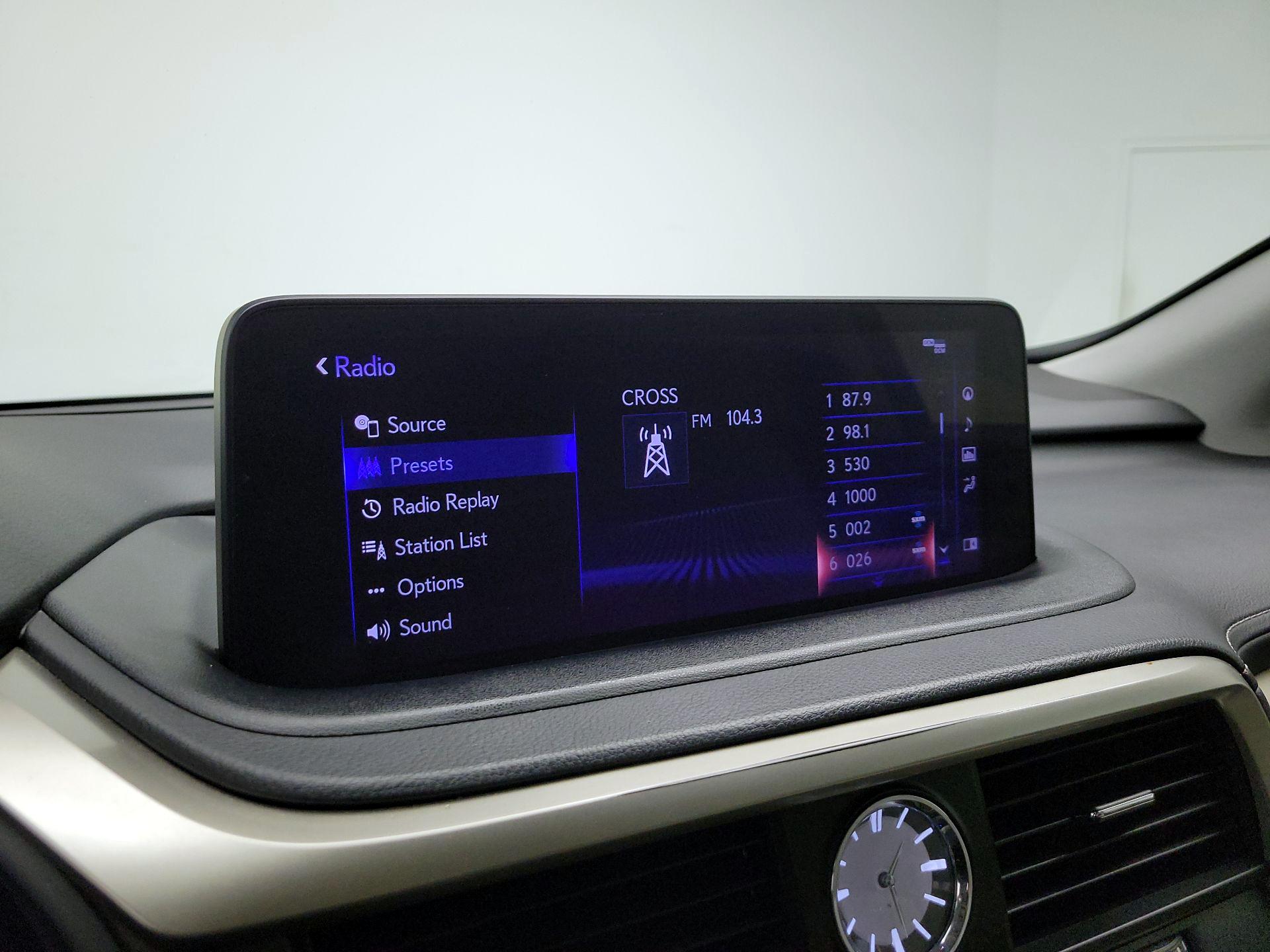 Thumbnail: 2020 Lexus RX - 15