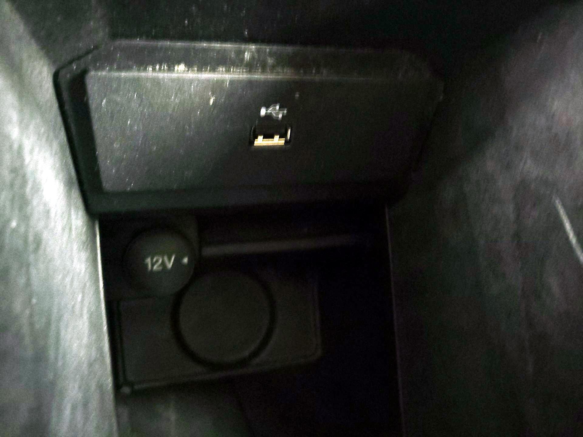 Thumbnail: 2016 Ford Escape - 18