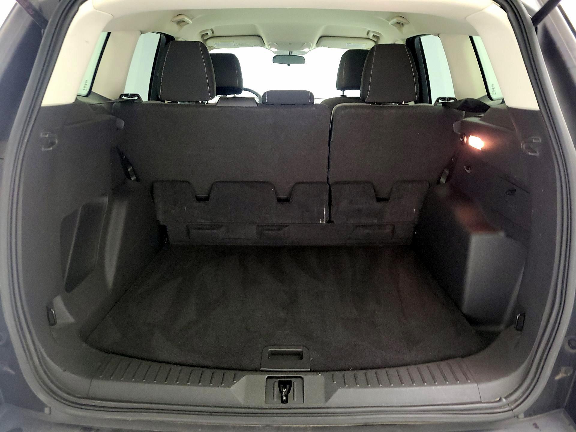 Thumbnail: 2016 Ford Escape - 20