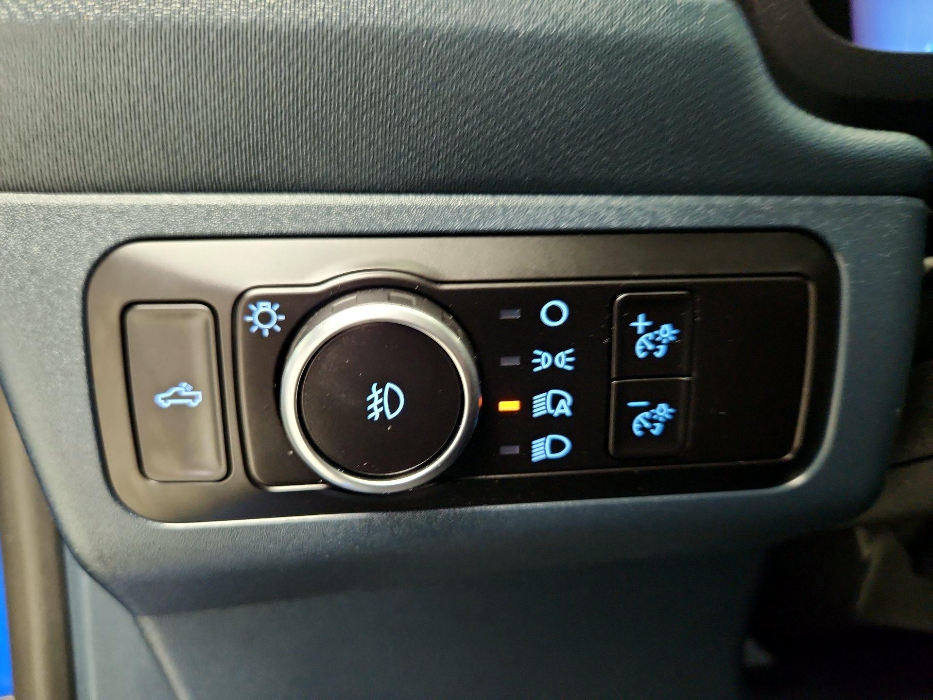 Thumbnail: 2025 Ford Maverick - 13