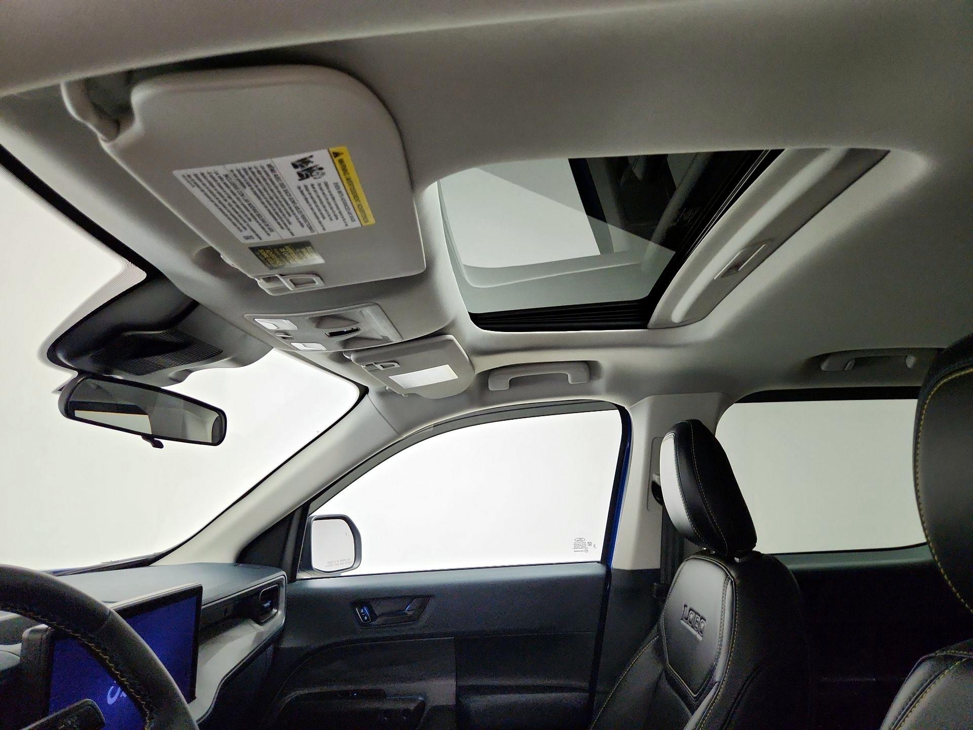 Thumbnail: 2025 Ford Maverick - 20