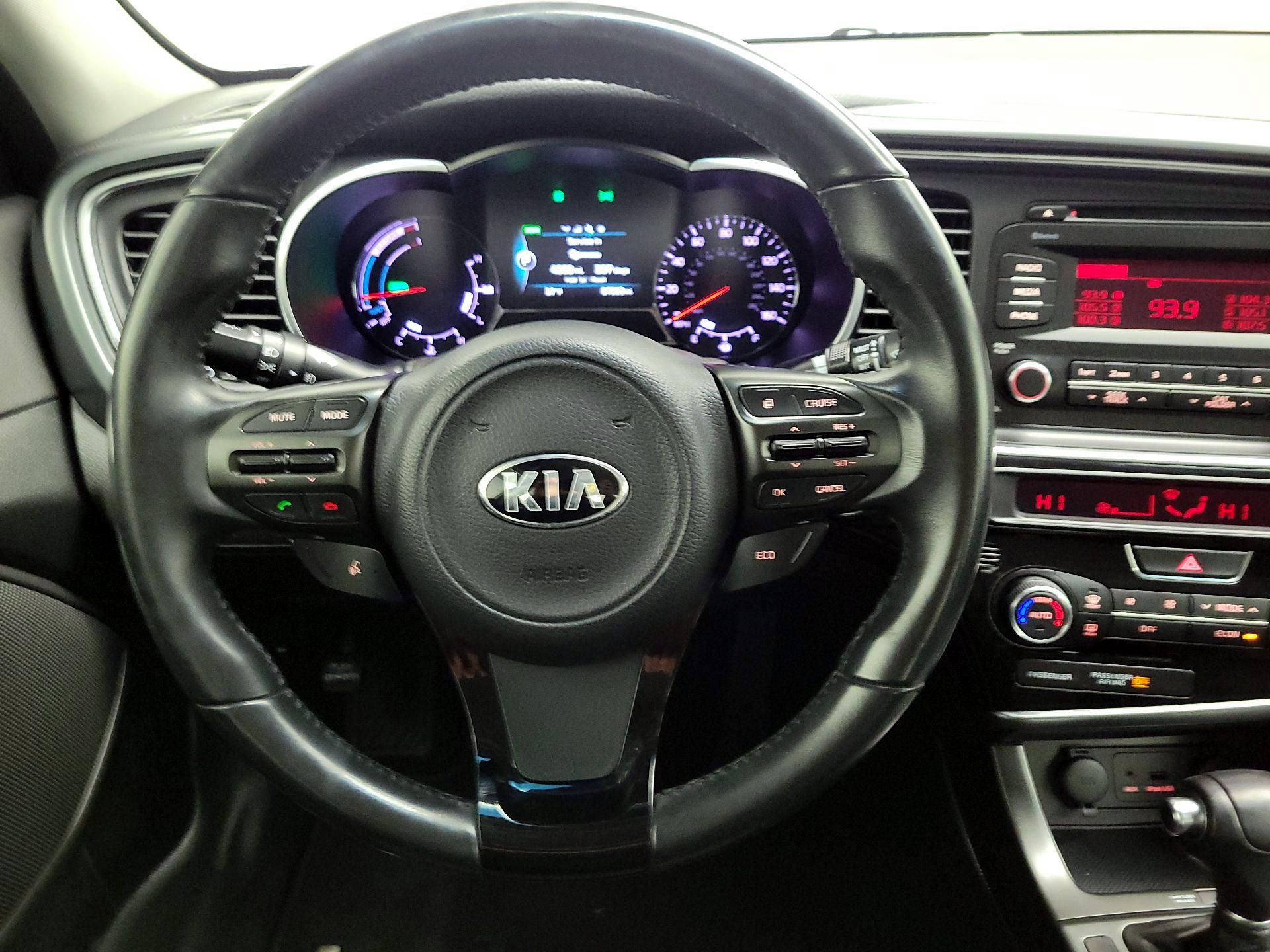 Thumbnail: 2014 Kia Optima - 10