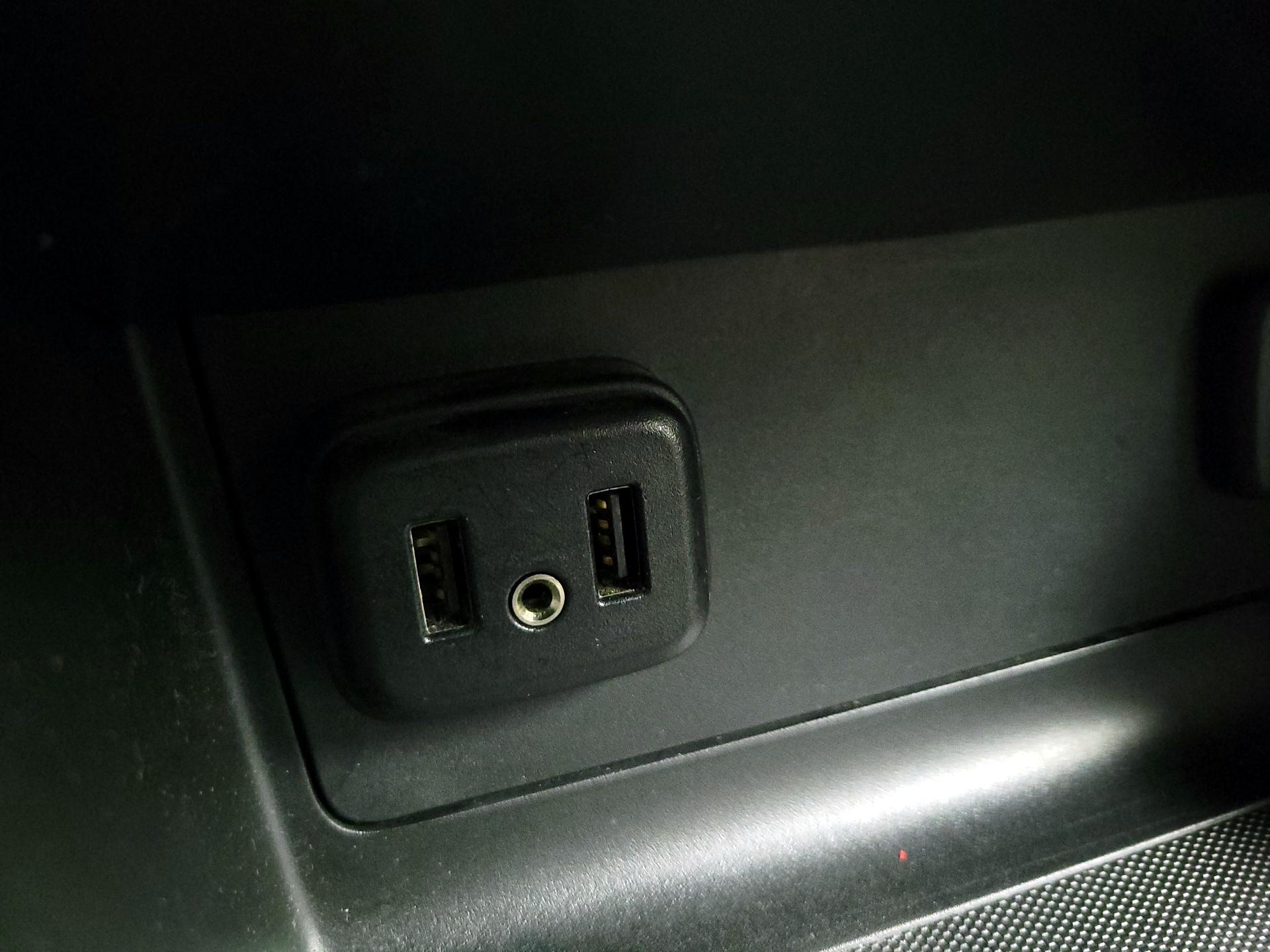 Thumbnail: 2019 Chevrolet Colorado - 17