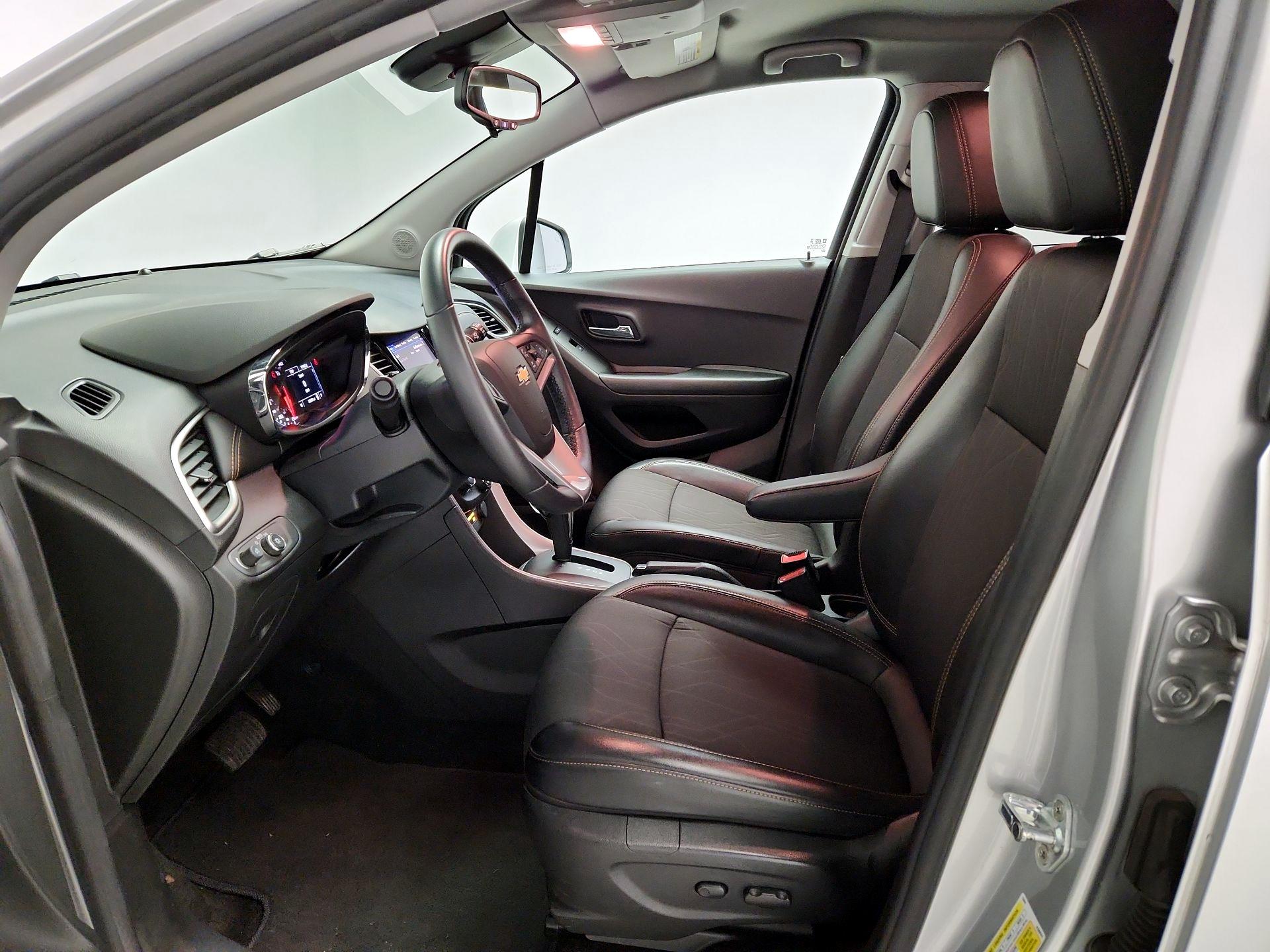 Thumbnail: 2021 Chevrolet Trax - 11