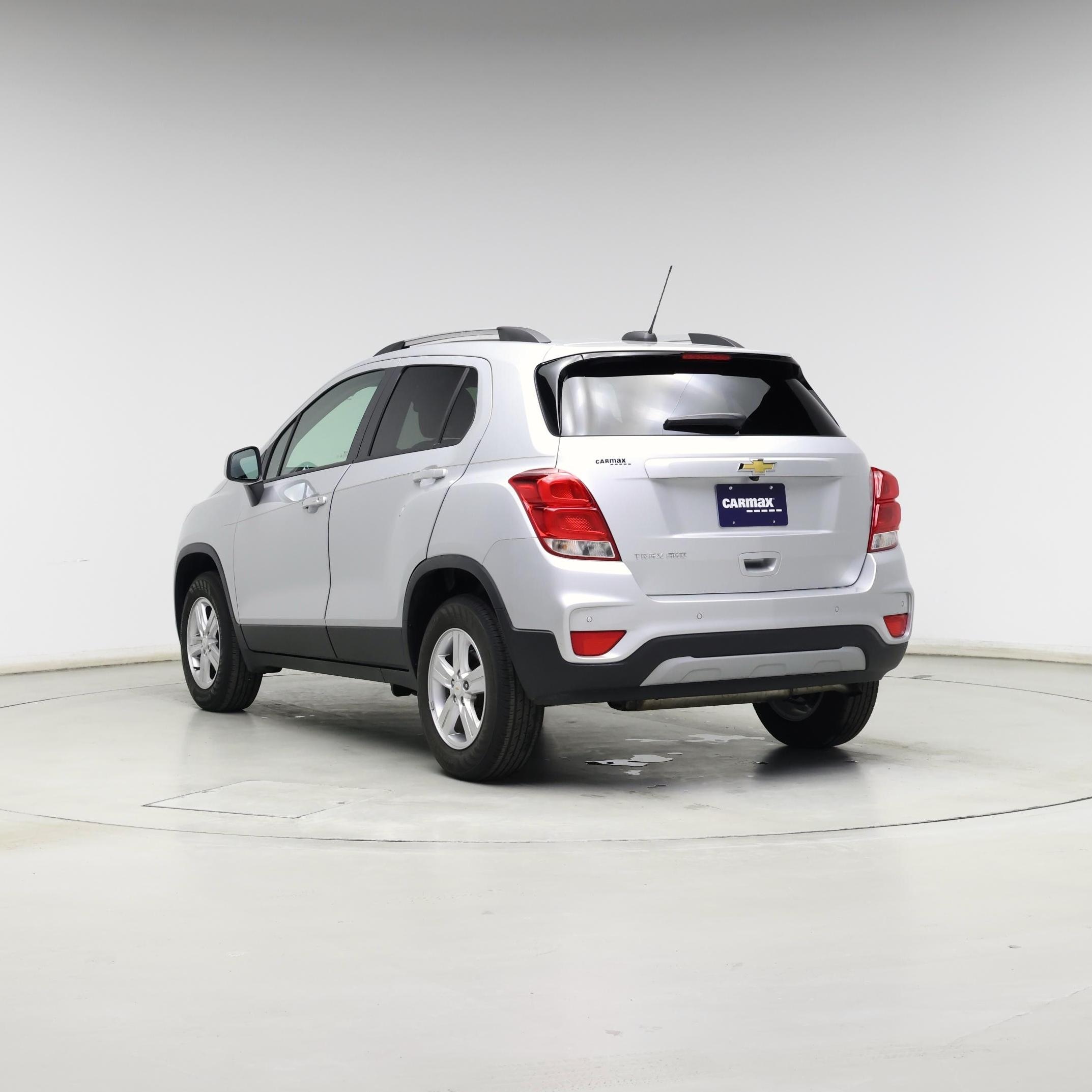 Thumbnail: 2021 Chevrolet Trax - 2