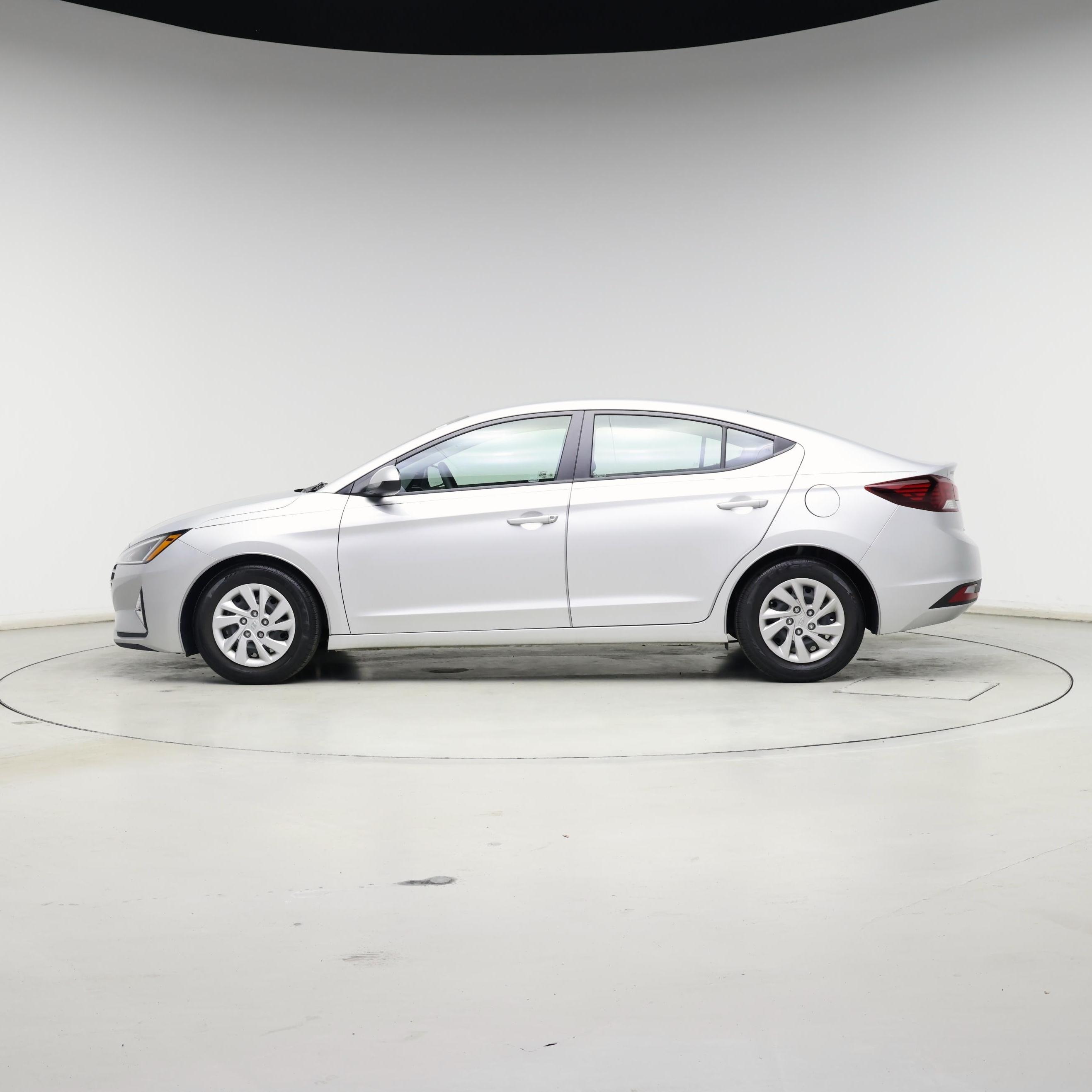 Thumbnail: 2020 Hyundai Elantra - 3