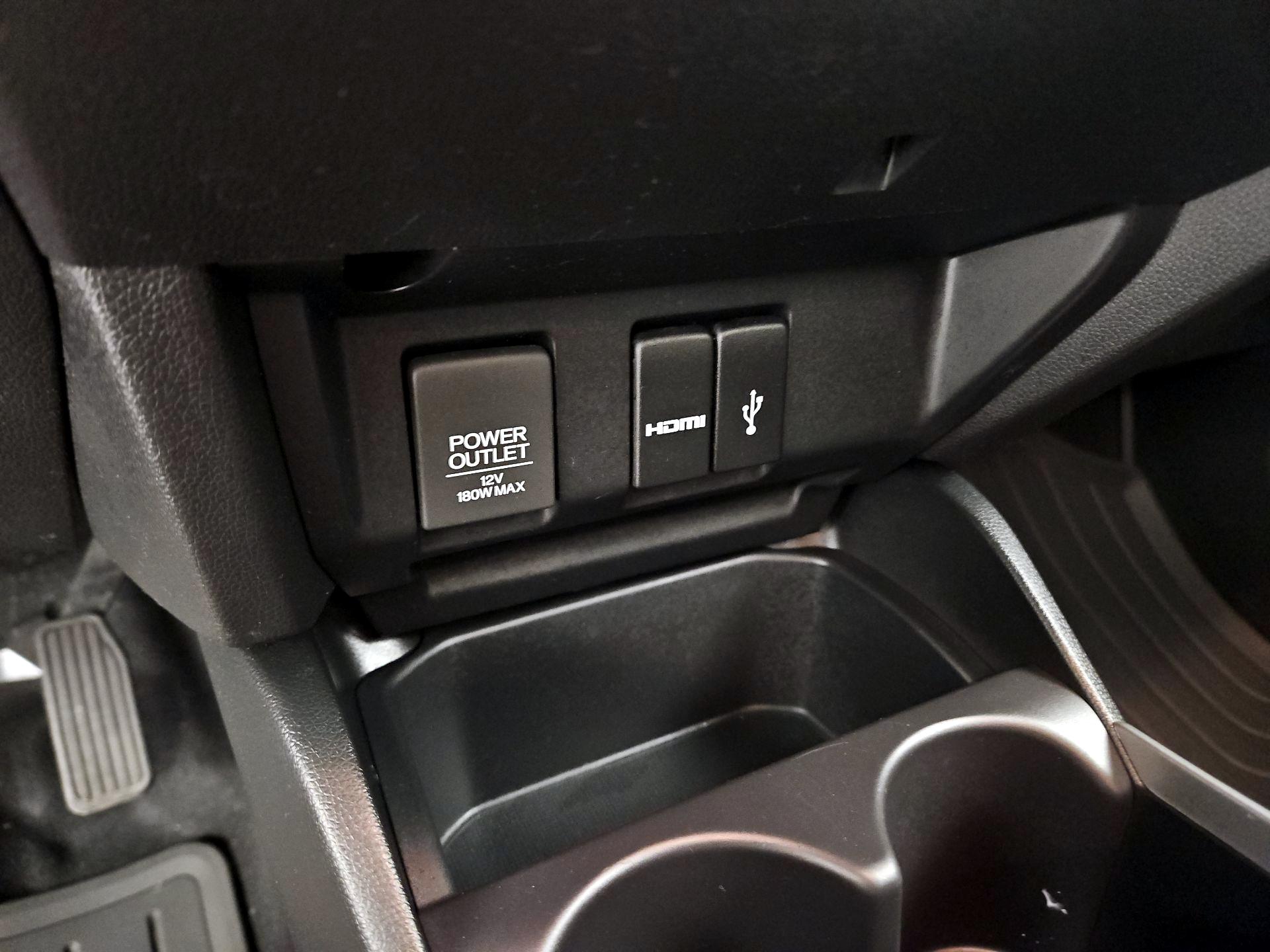 Thumbnail: 2017 Honda Fit - 18