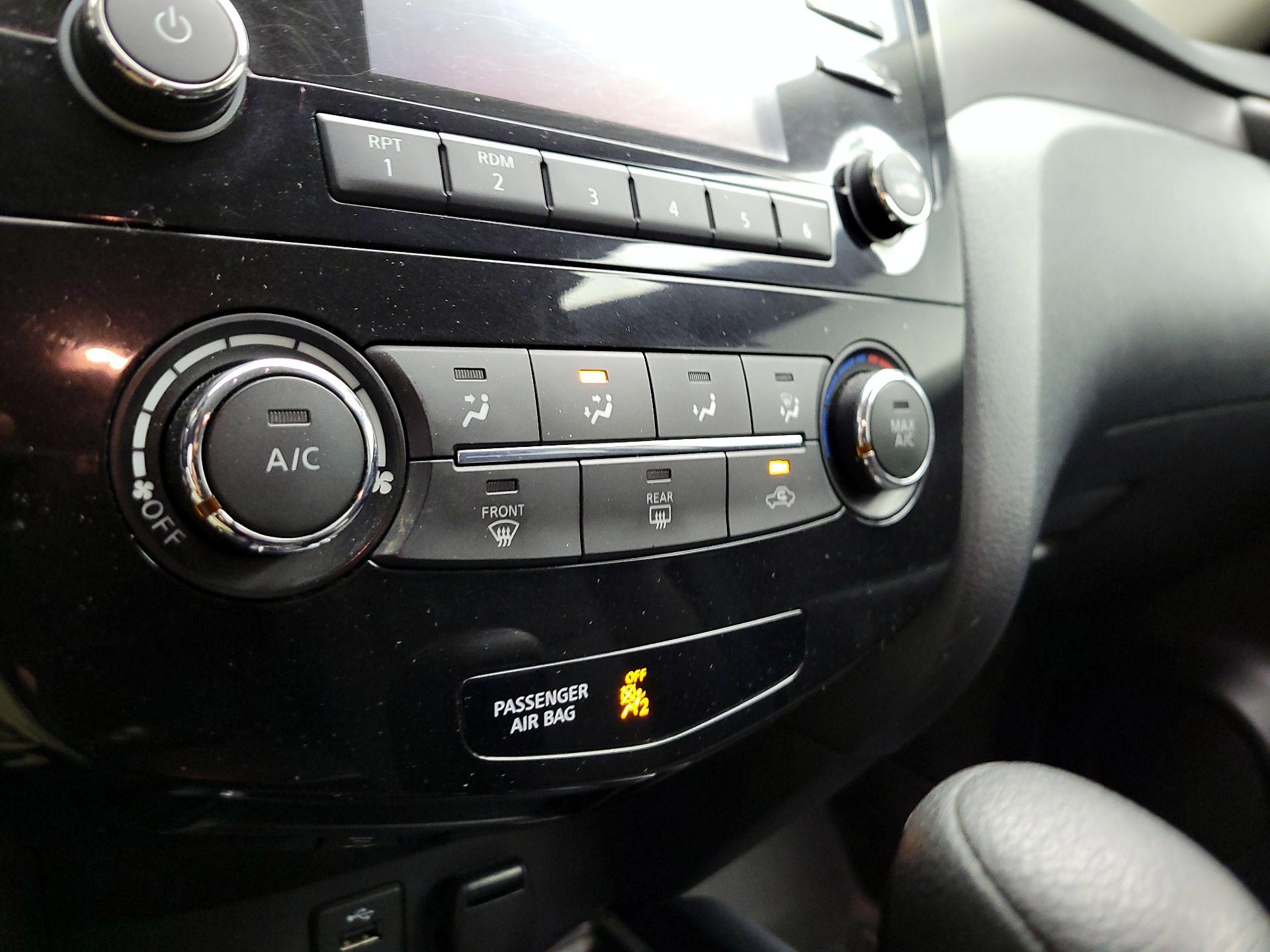 Thumbnail: 2016 Nissan Rogue - 16