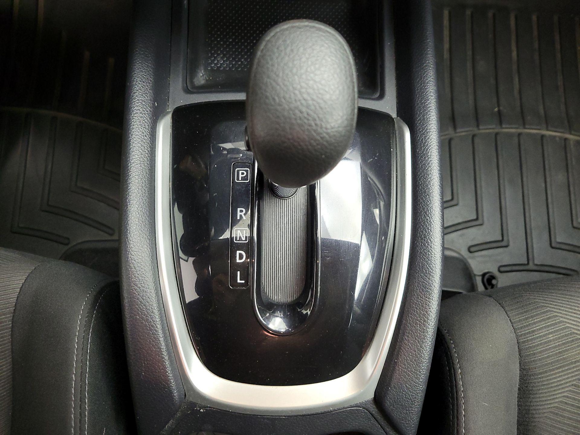 Thumbnail: 2016 Nissan Rogue - 17