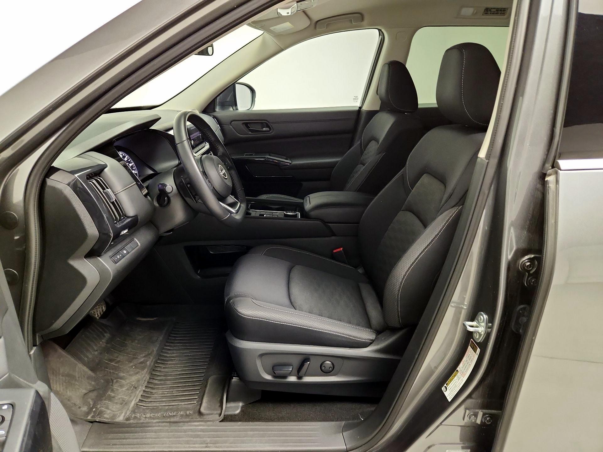 Thumbnail: 2024 Nissan Pathfinder - 11