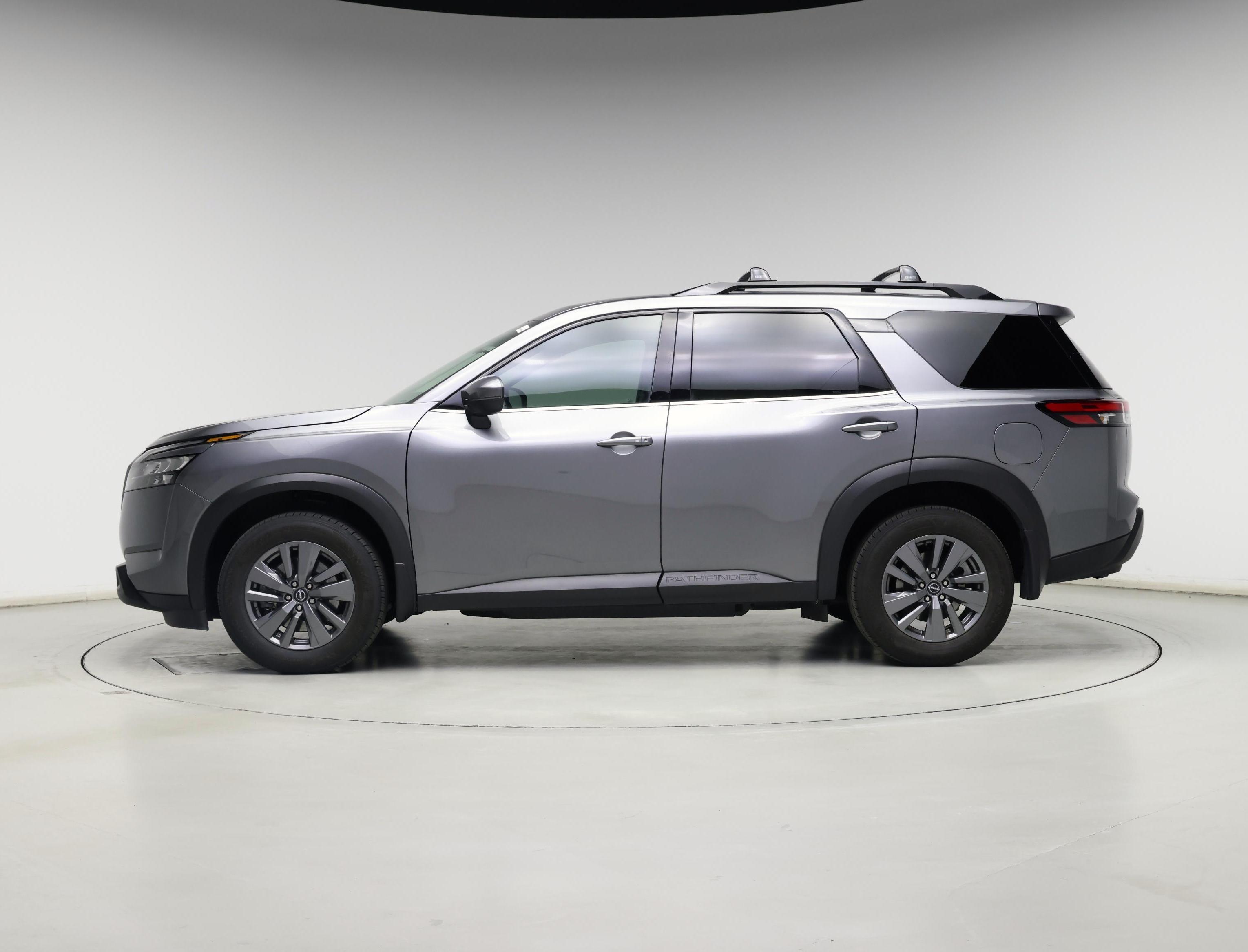 Thumbnail: 2024 Nissan Pathfinder - 3