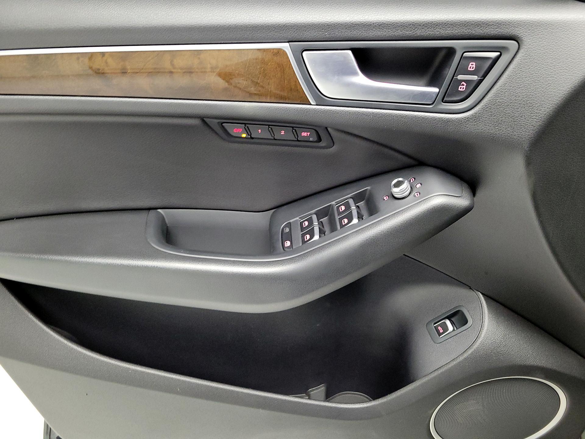 Thumbnail: 2017 Audi Q5 - 12