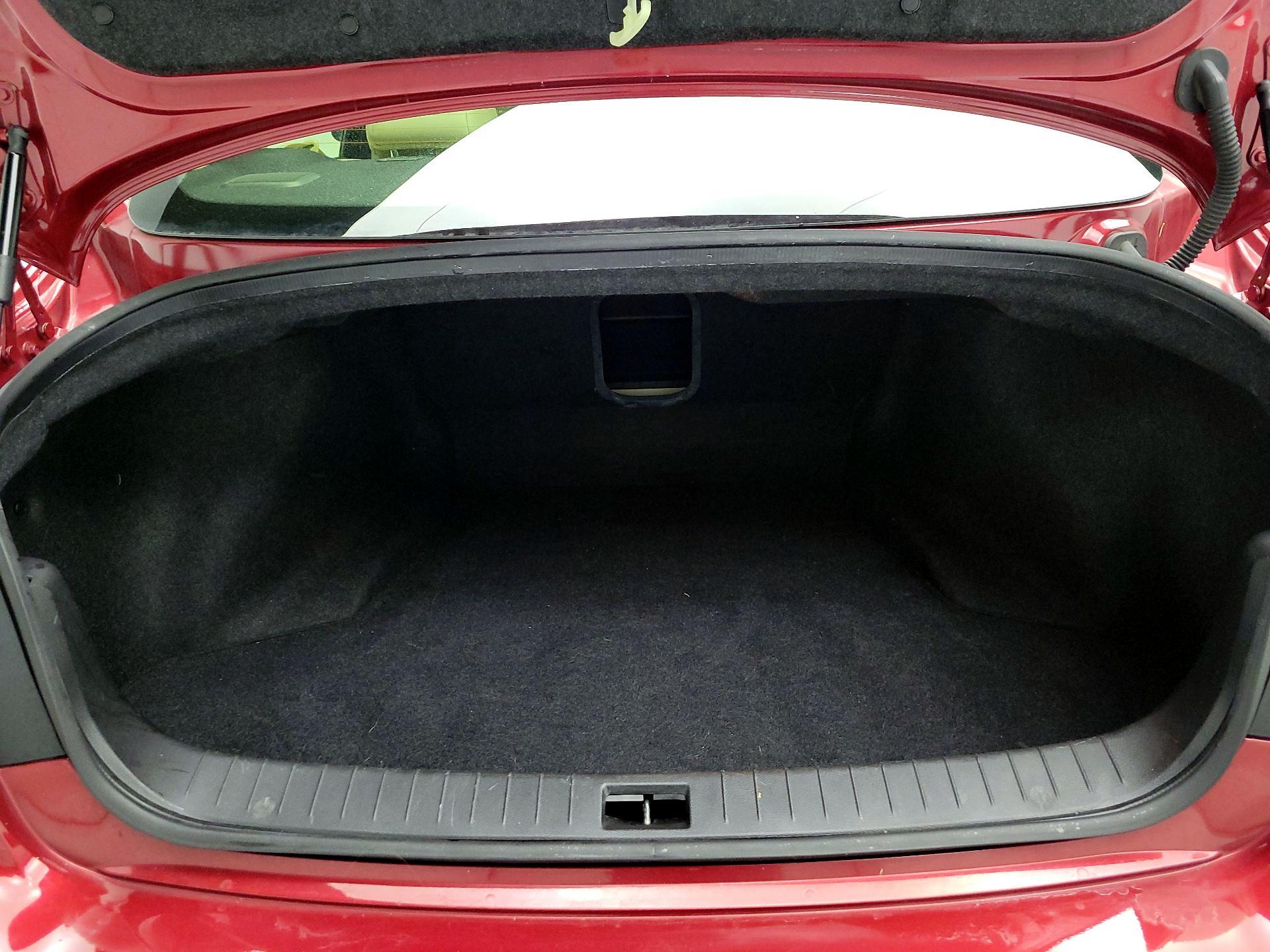 Thumbnail: 2015 INFINITI Q50 - 16