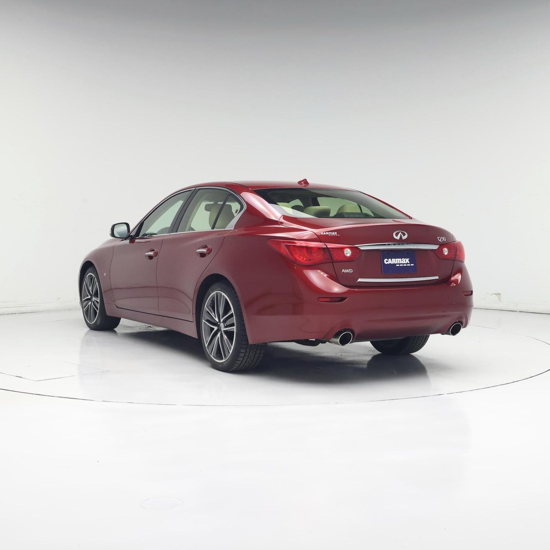 Thumbnail: 2015 INFINITI Q50 - 2