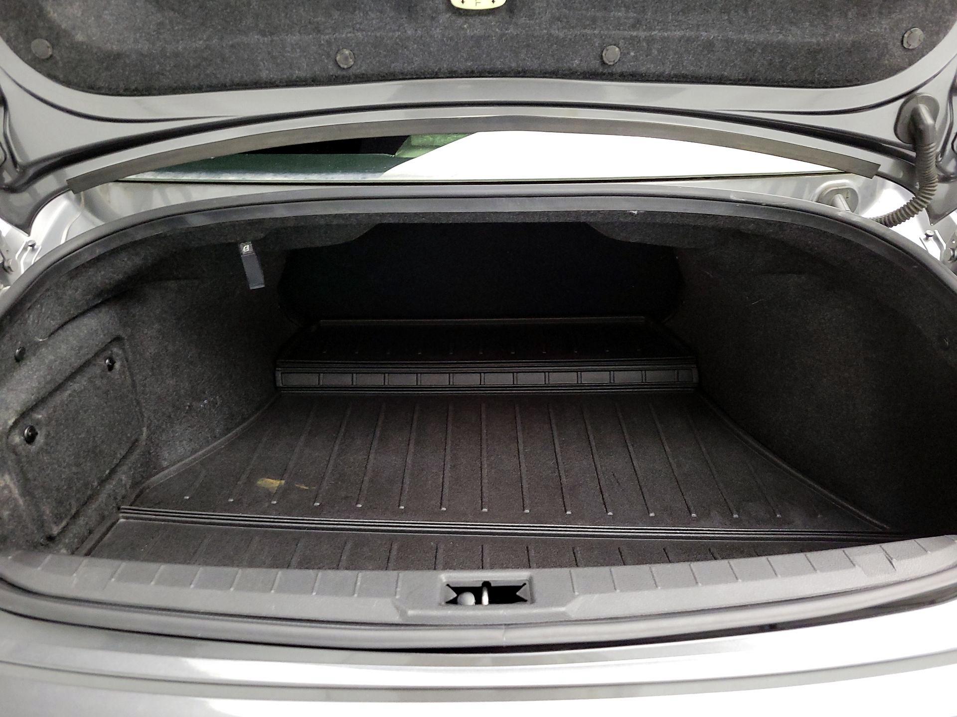 Thumbnail: 2017 INFINITI Q60 - 16