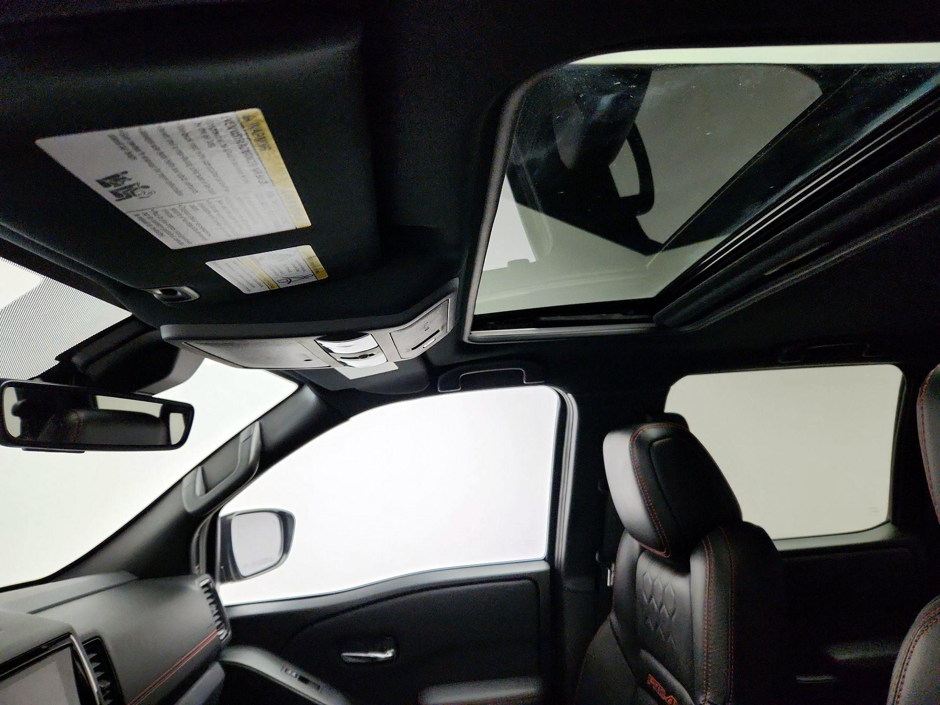 Thumbnail: 2023 Nissan Frontier - 20