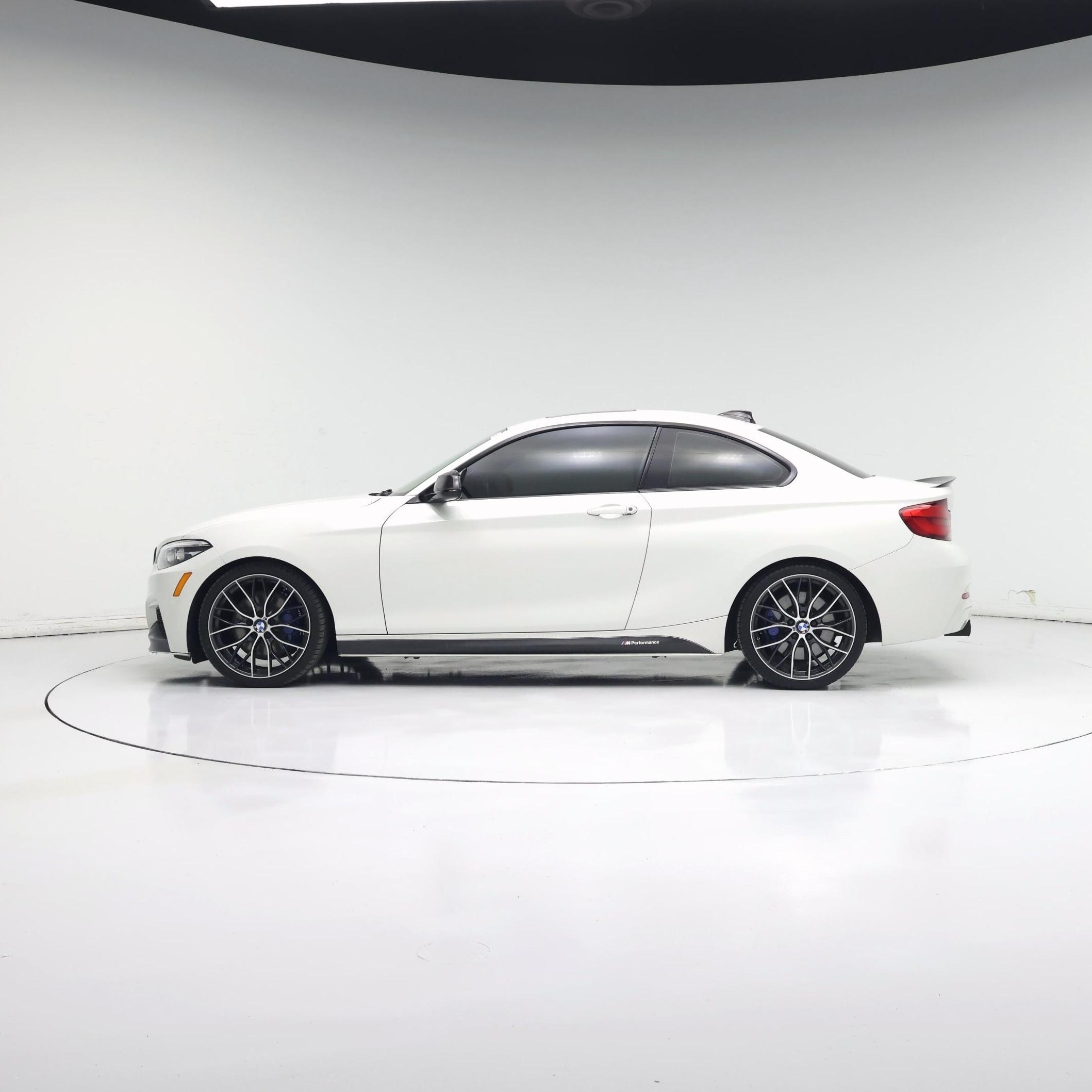 Thumbnail: 2018 BMW 2 Series - 3