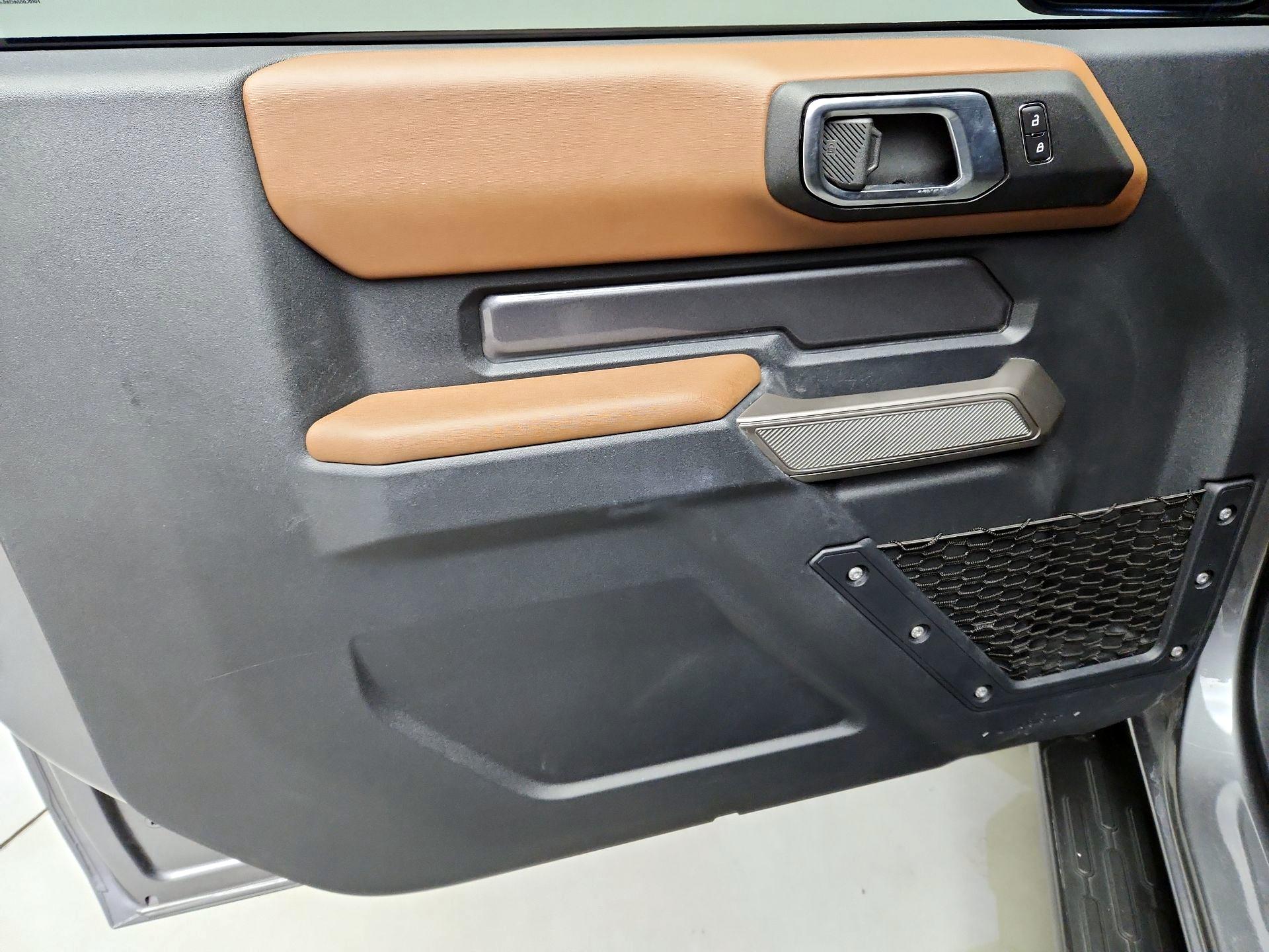 Thumbnail: 2023 Ford Bronco - 12