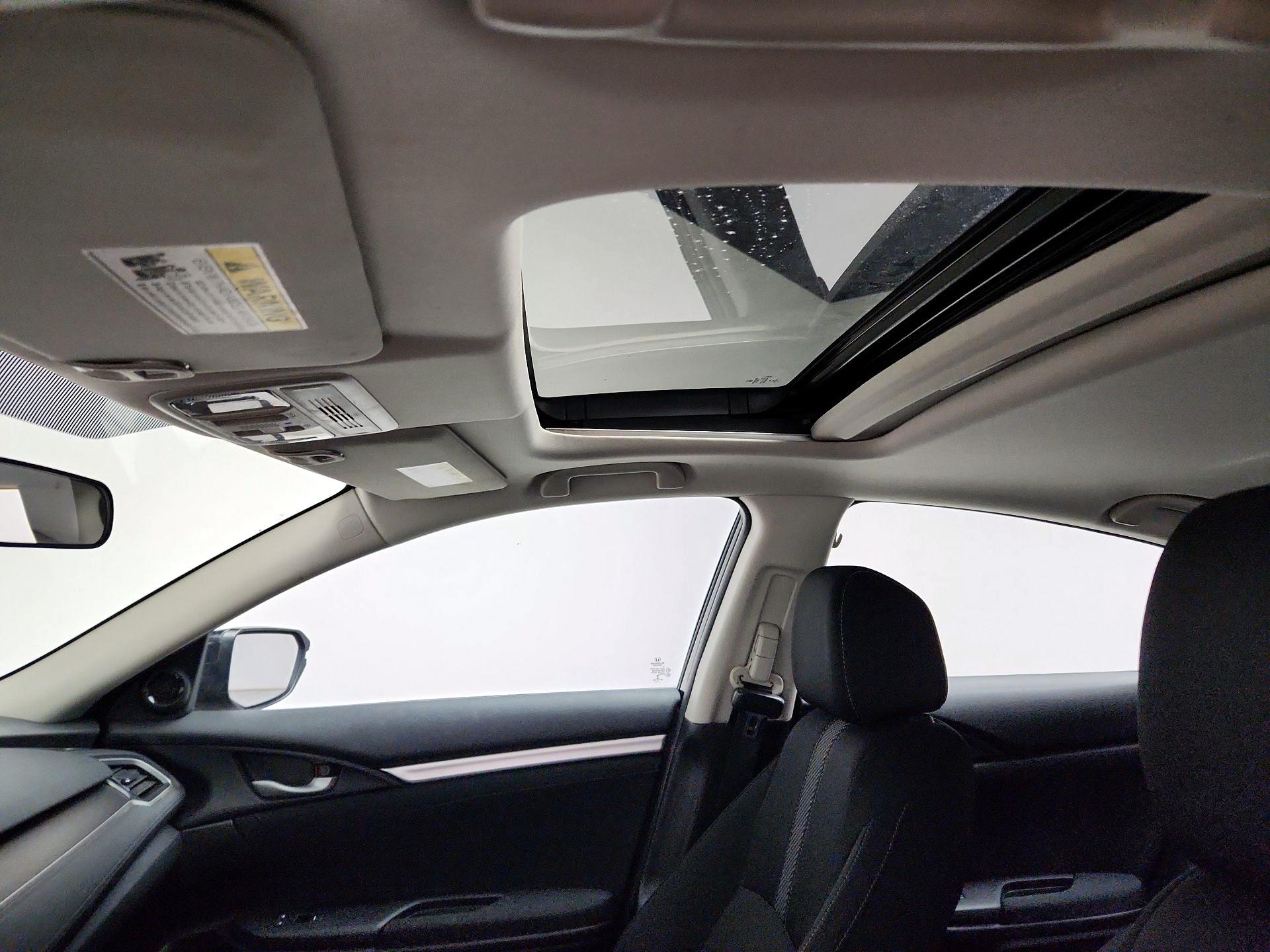 Thumbnail: 2017 Honda Civic - 18